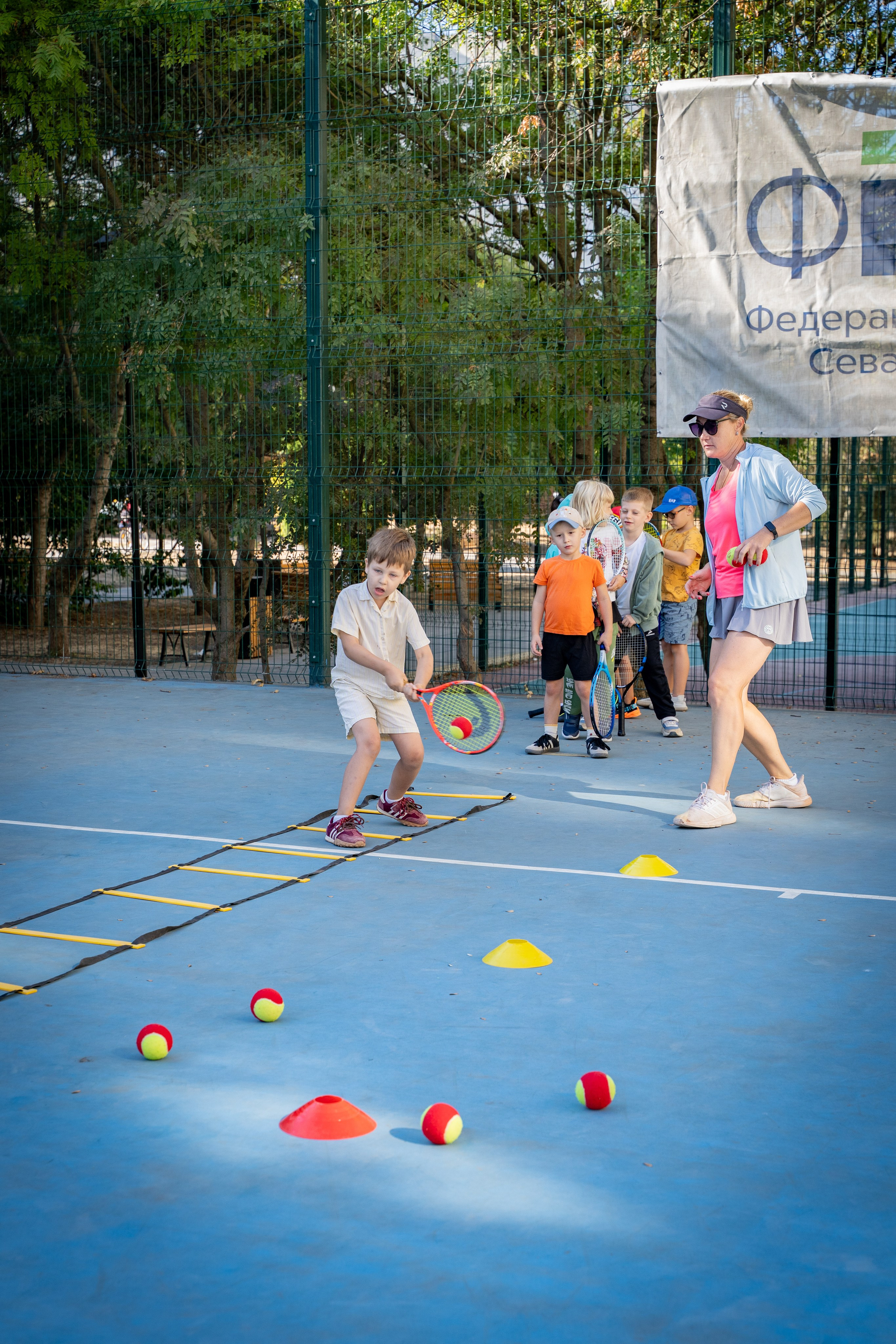 Федерация тенниса Севастополь. Малыши. Анастасия Дунаева. Фотограф в Севастополе