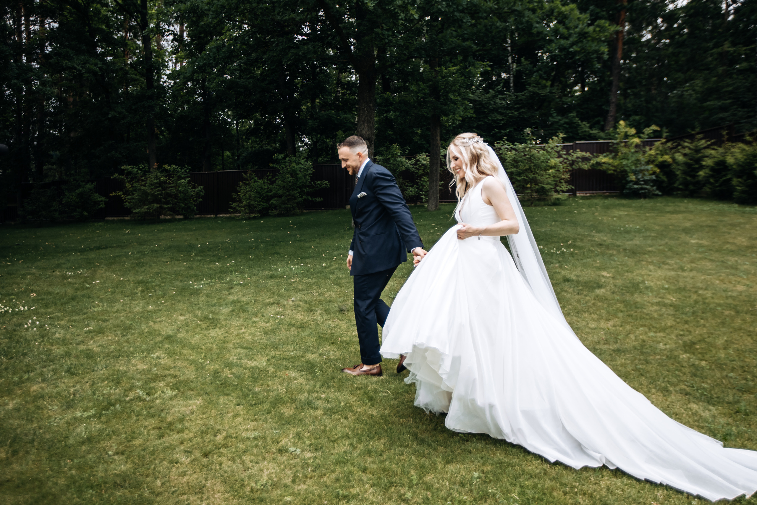 Оксана и Андрей • Свадебный день. Свадебный и семейный фотограф в Минске