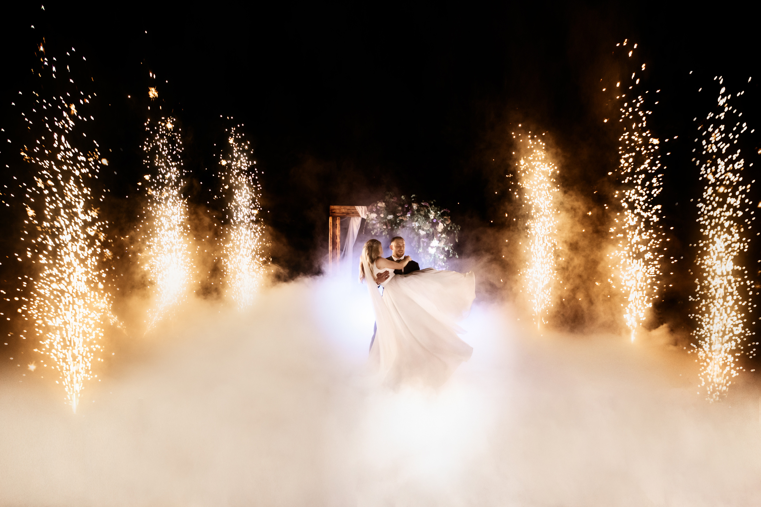 Оксана и Андрей • Свадебный день. Свадебный и семейный фотограф в Минске