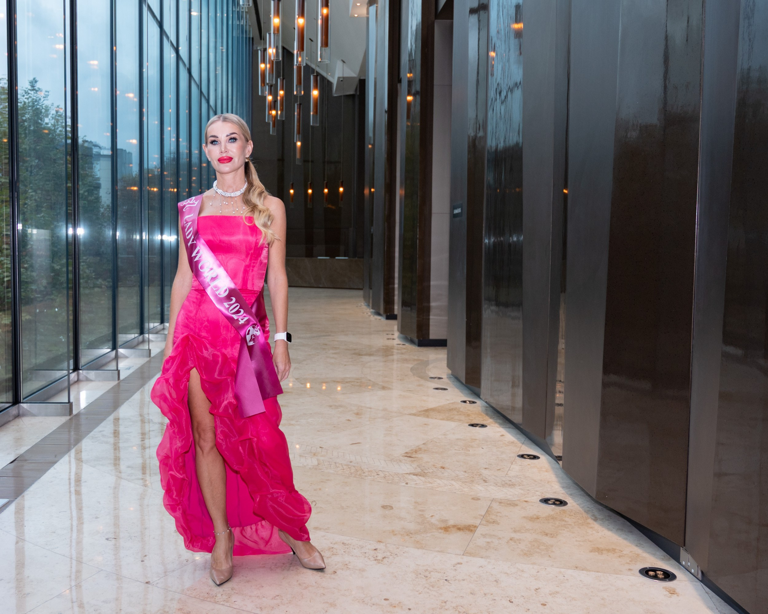 Церемония открытия Конкурса красоты «LADY WORLD» 2024. Фотографирую счастливых людей в Сочи