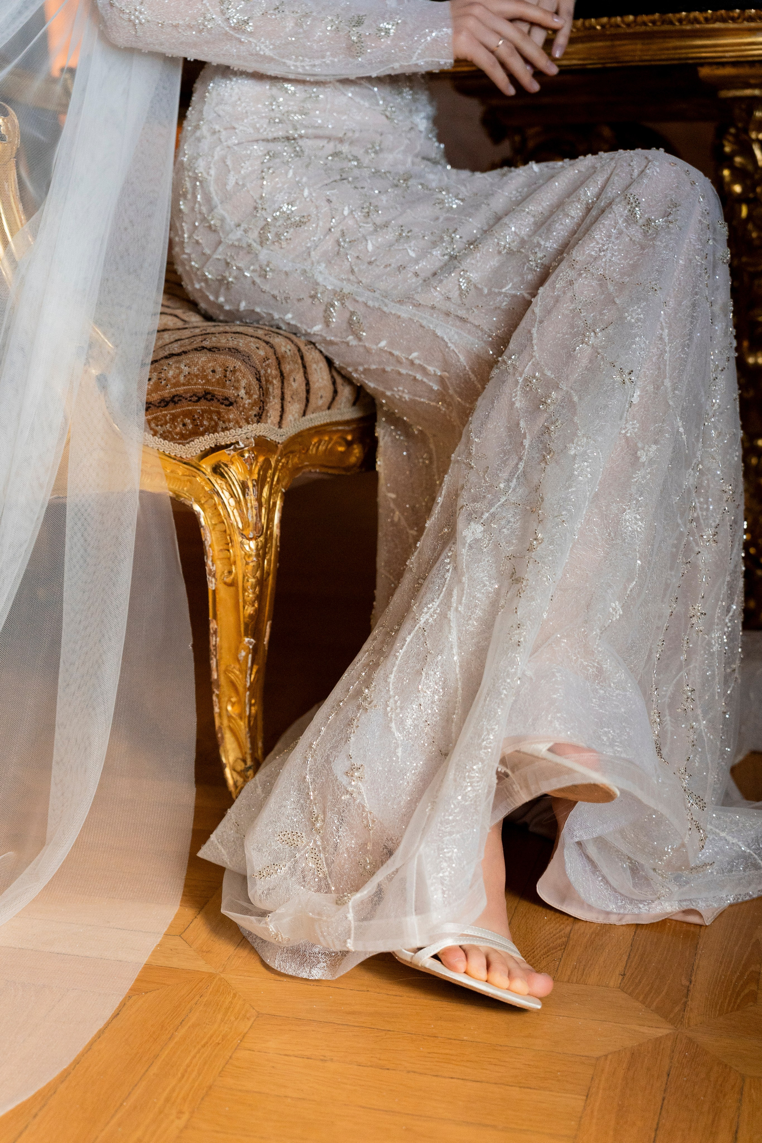 Свадебная фотосессия в отеле Метрополь. Свадебный фотограф в Москве Анна Полушина