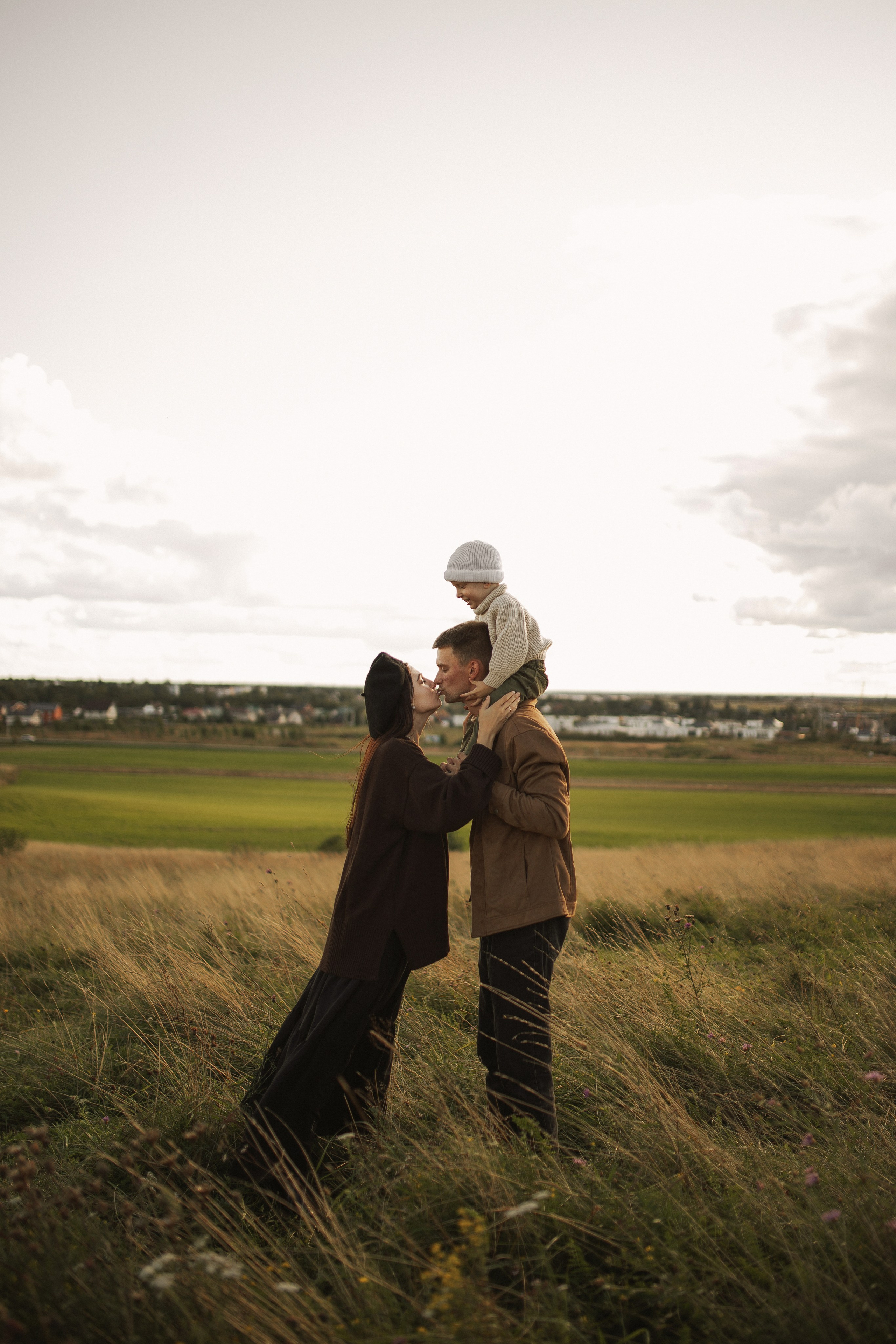 Ульяна, Миша и Тема. Главная