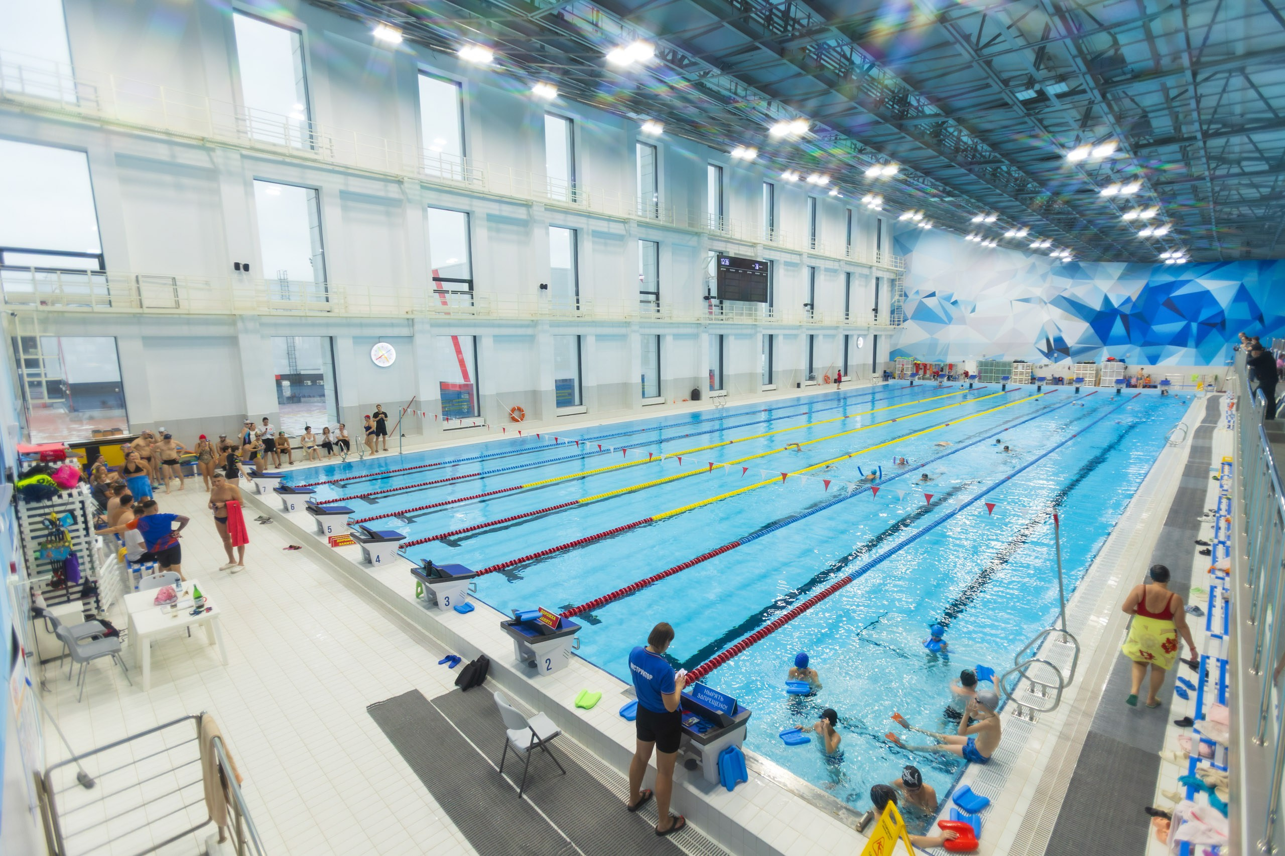 Турнир по плаванию и настольному теннису | Газпром. Репортажный фотограф Екатеринбург | Яркий, качественный репортаж | Концерты, клубы, репортаж, праздники, корпоративы