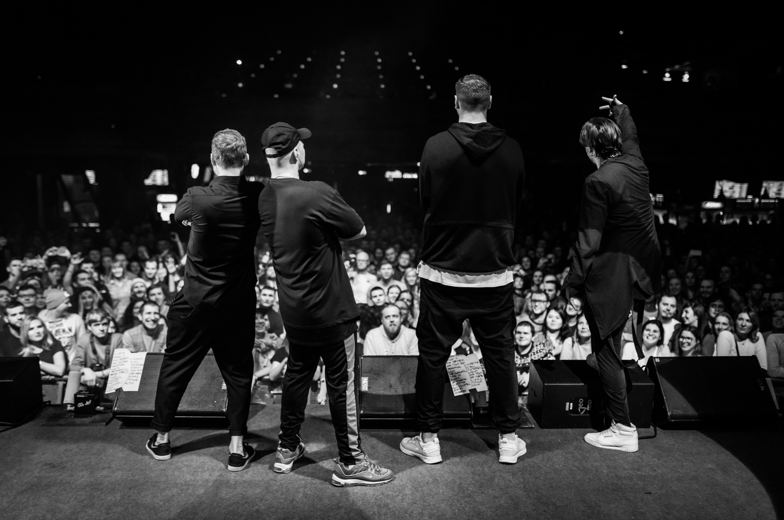 Каста. Репортажный, event, концертный и backstage фотограф из Москвы Виталий Кривцов