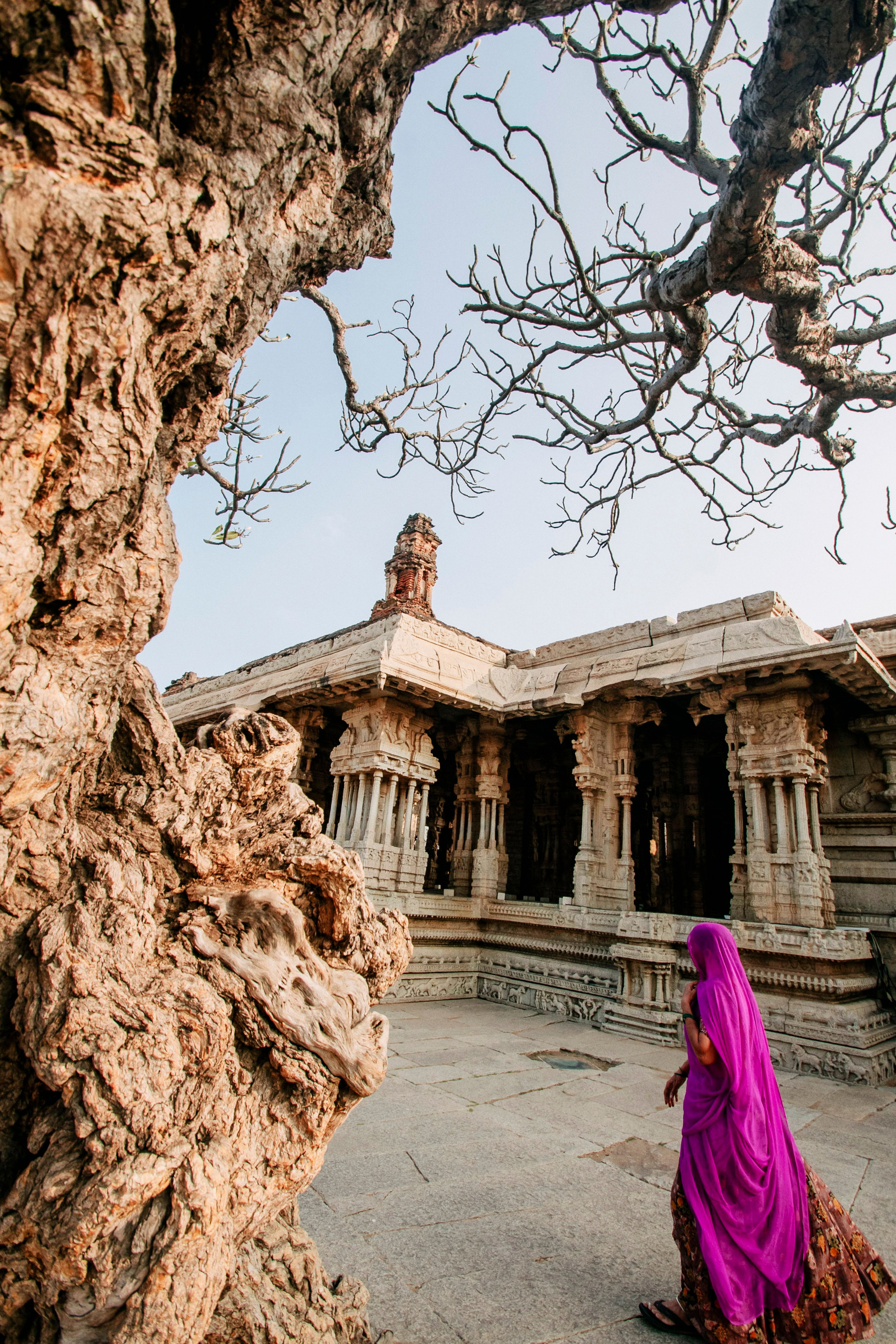 Hampi street. Iraogo