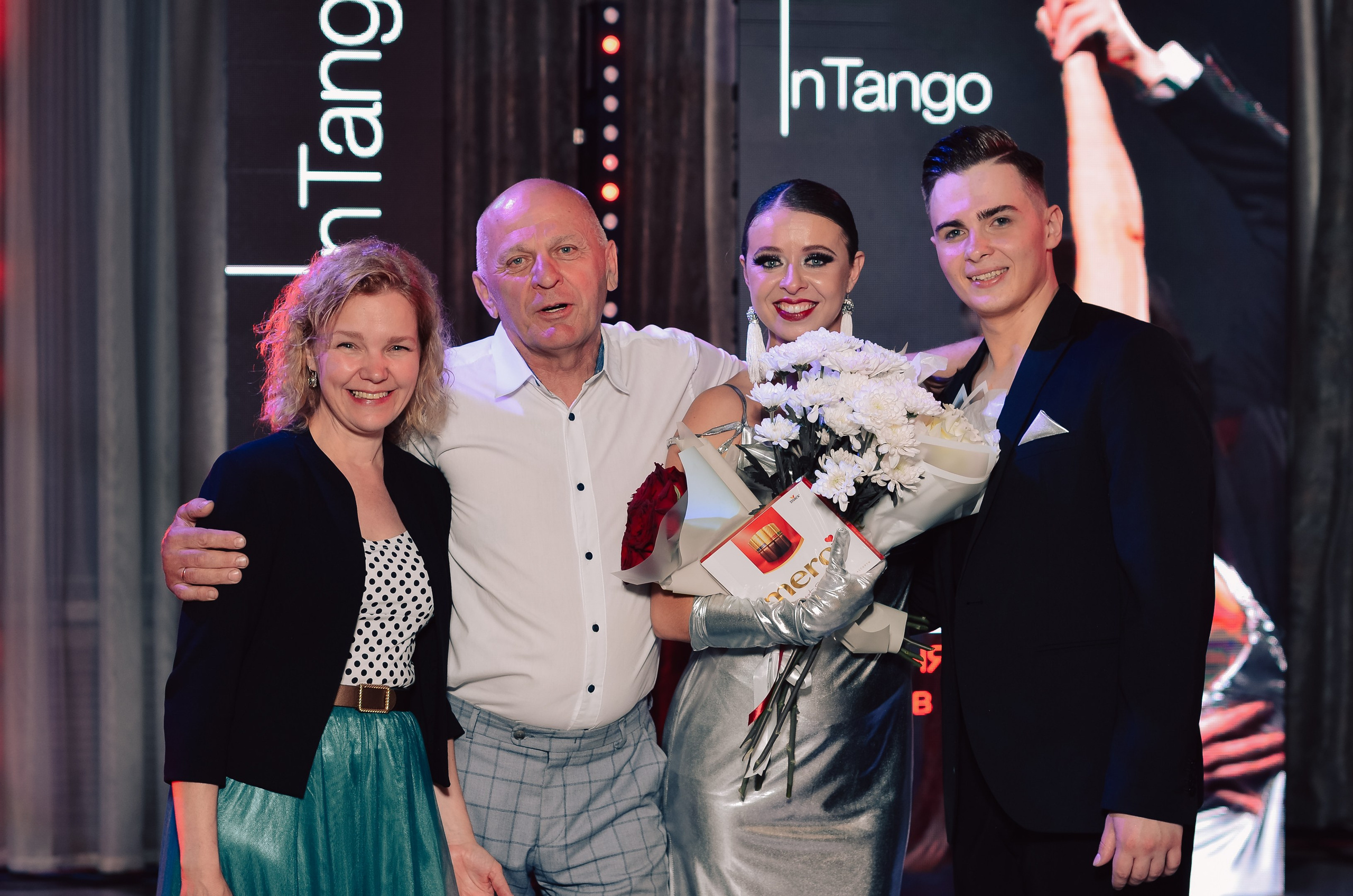 Фоторепортаж танцевального мероприятия. Денисова Аля — фотограф для парных съемок и индивидуальных историй в Барнауле