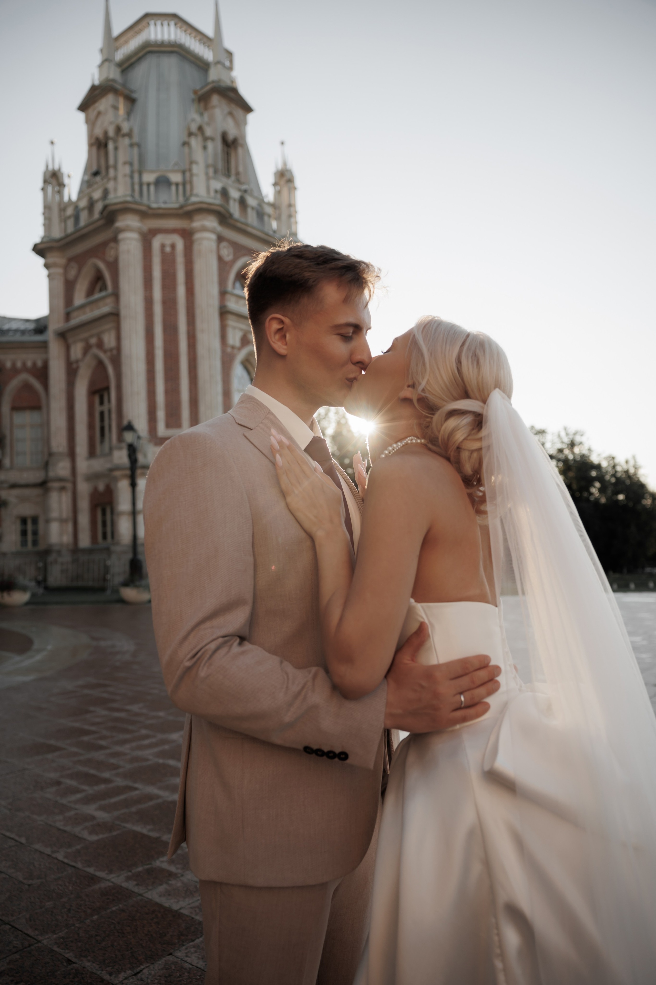 Отель «Милан», Шипиловский ЗАГС, прогулка в парке Царицыно. Свадебный и репортажный фотограф (Москва, Королев и другие)