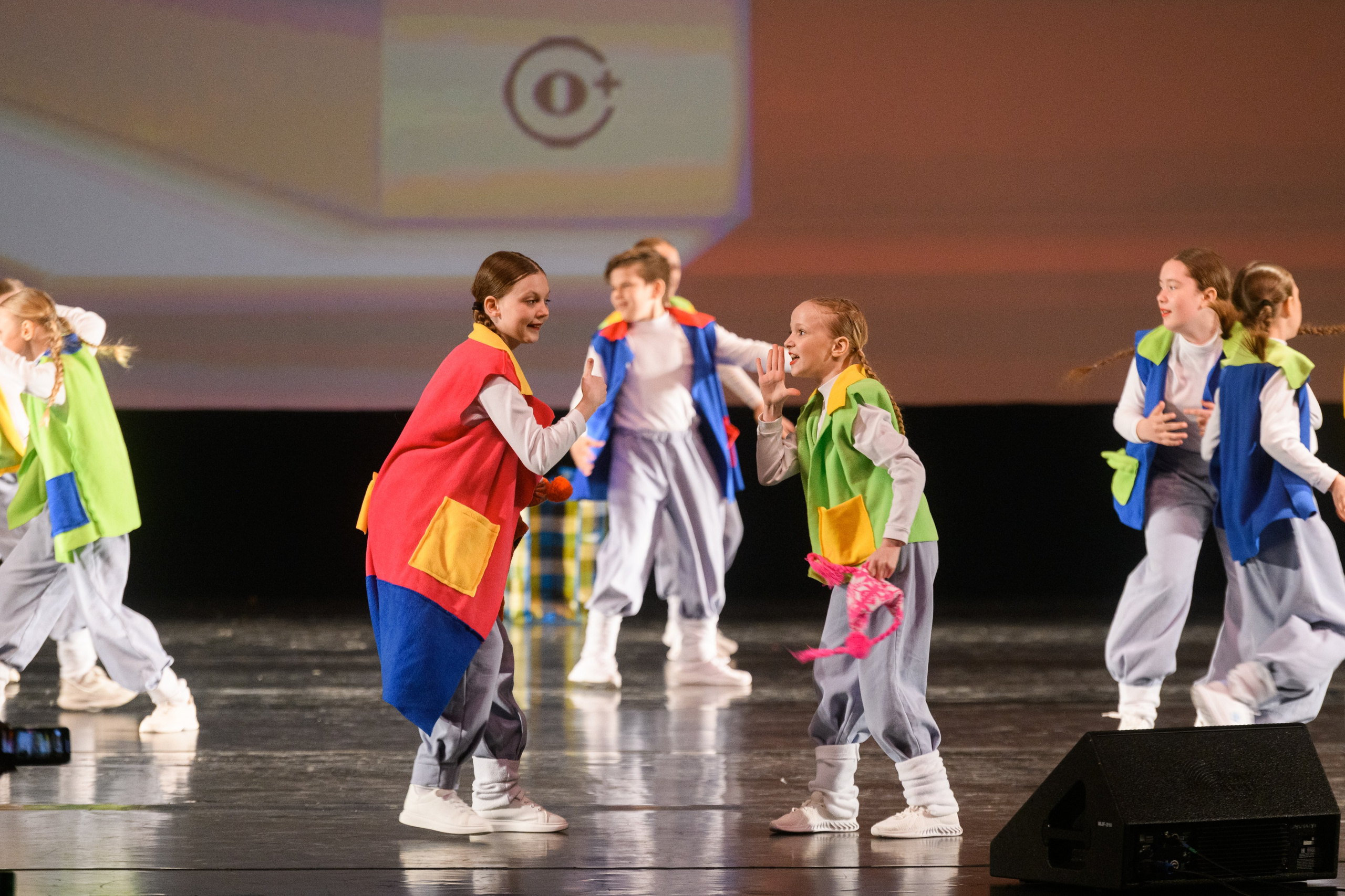 23 апреля, часть 1, БКЗ Октябрьский, г. Санкт-Петербург. Золотое яблочко