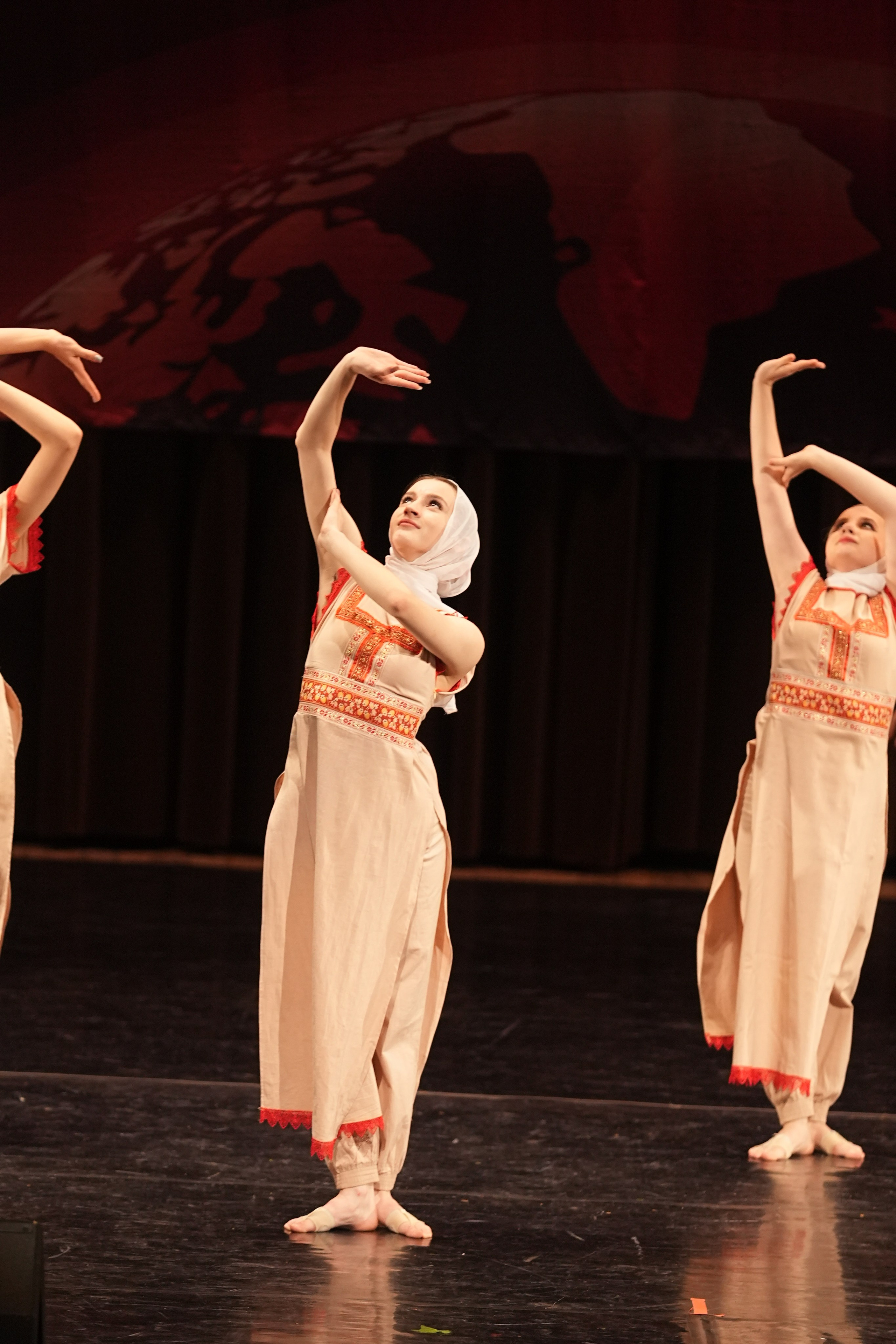 7 декабря, блок 2, г. Москва. Золотое яблочко