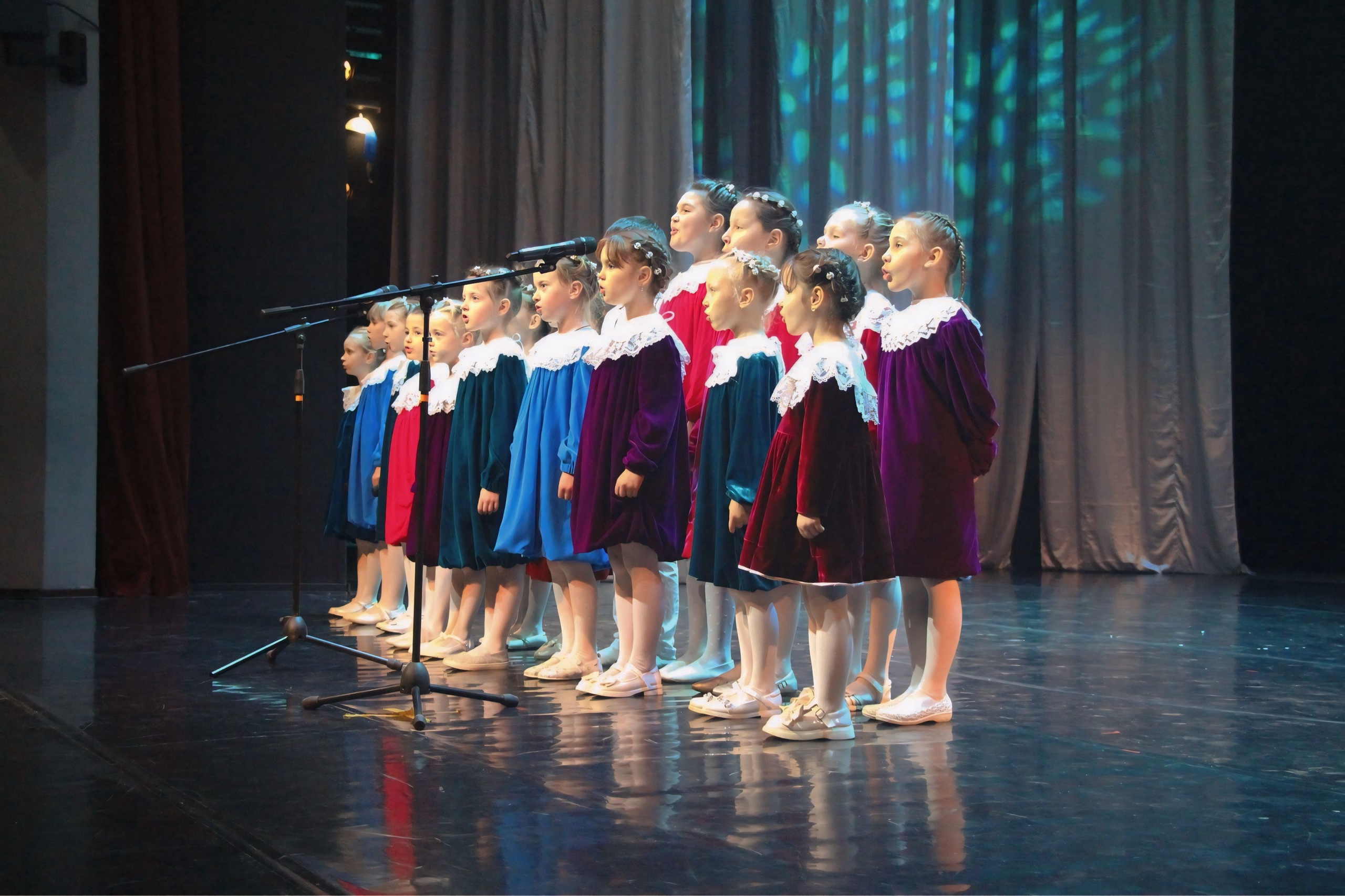 26 апреля, г. Астрахань. Золотое яблочко