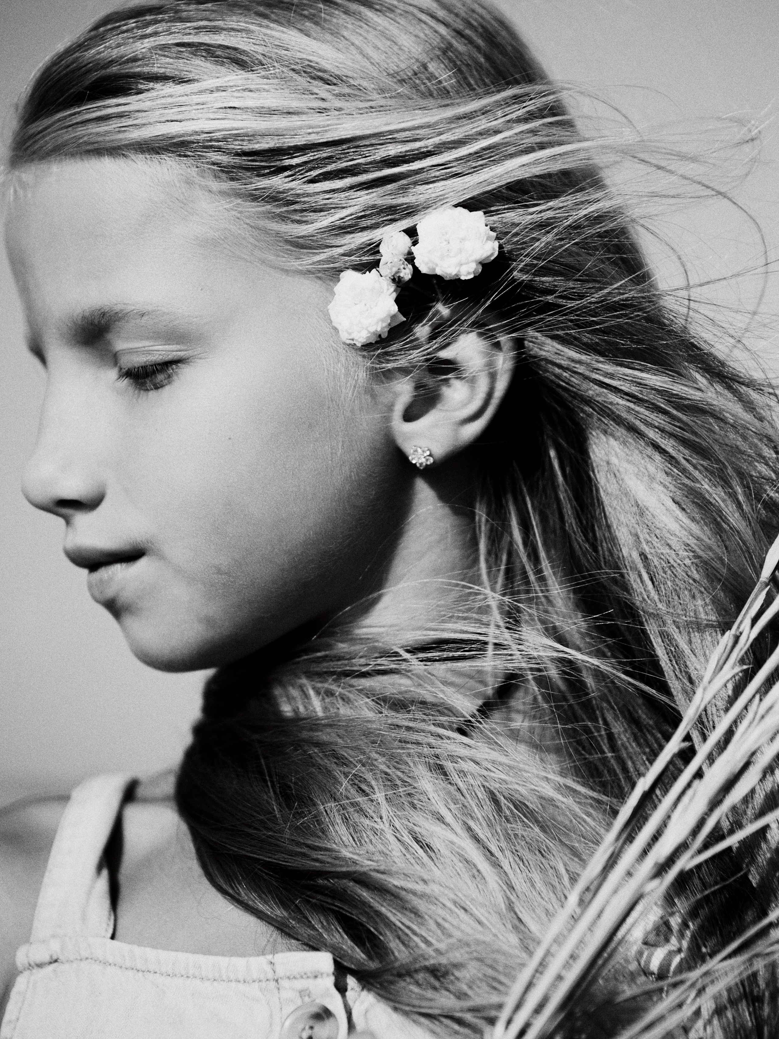 About a girl. Fashion Photographer Oxana Chernomorets