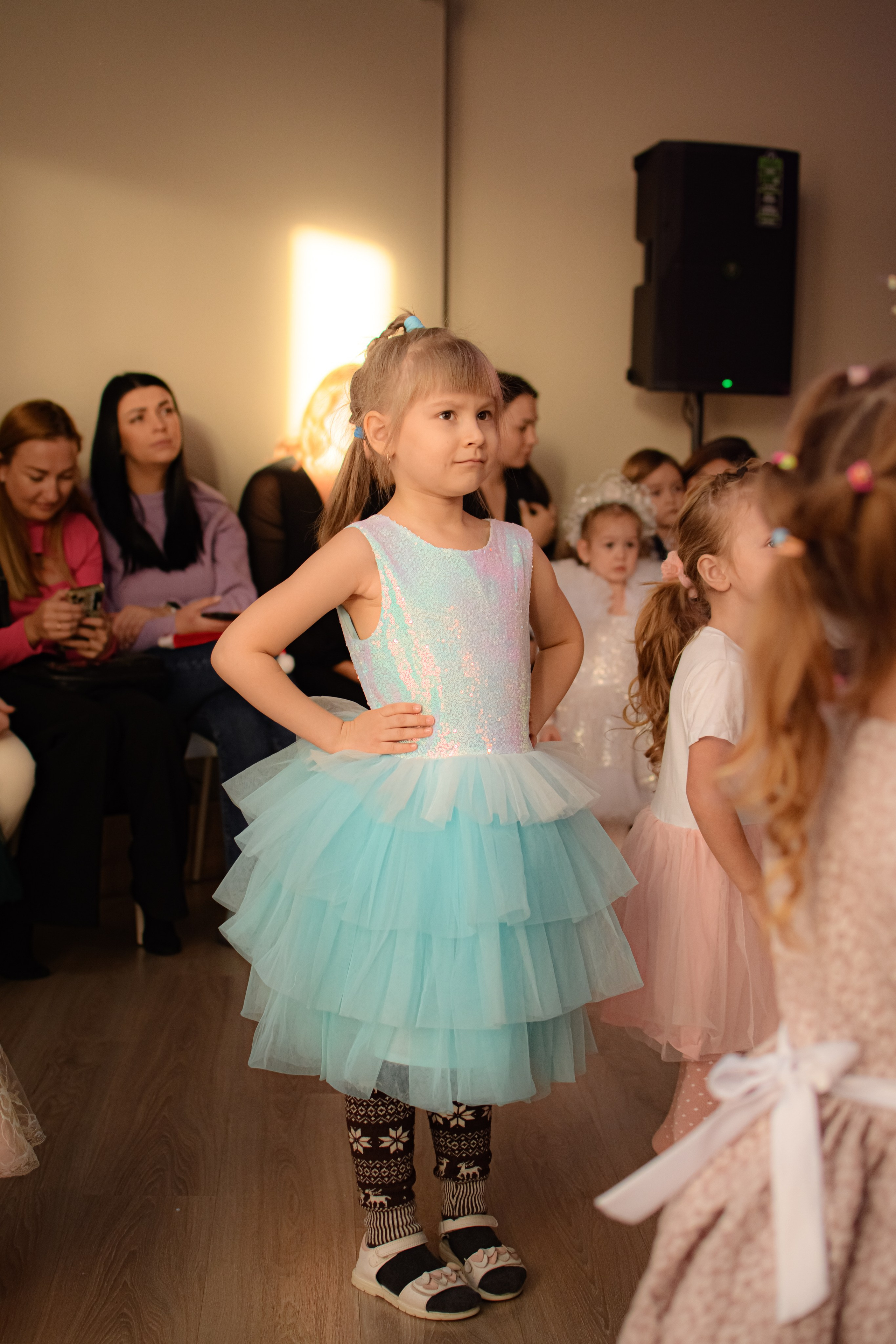 HAPPY NEW YEAR. Photokarish