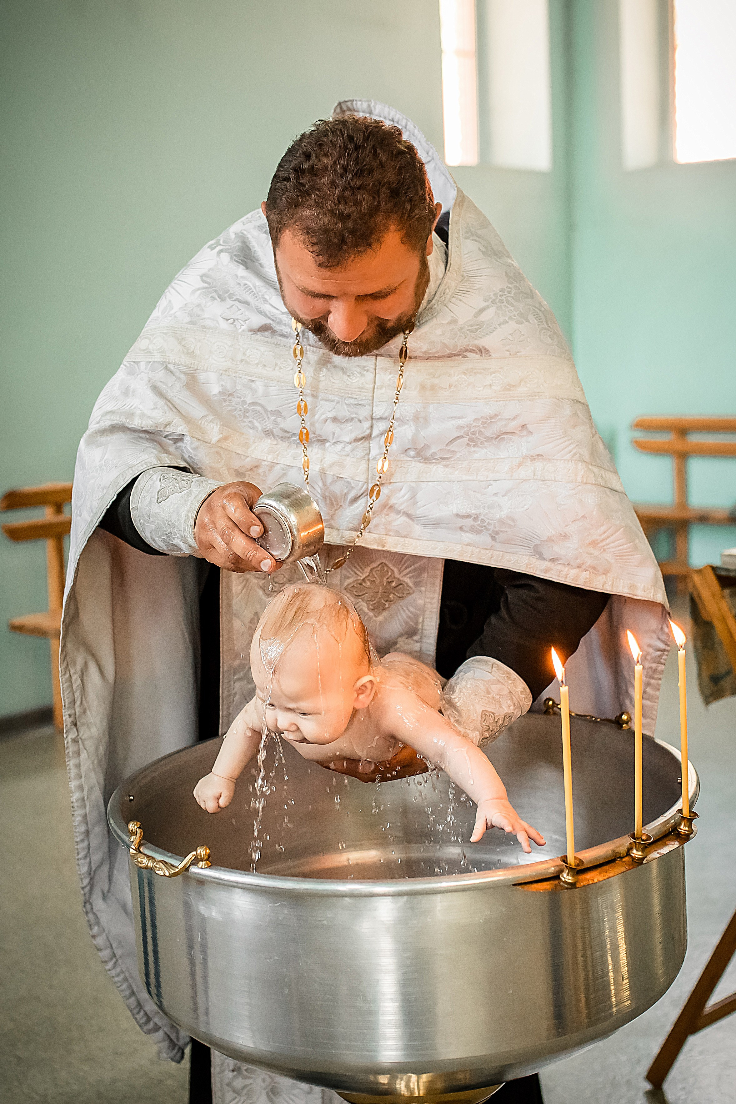 Крещение Милании и Эмилии