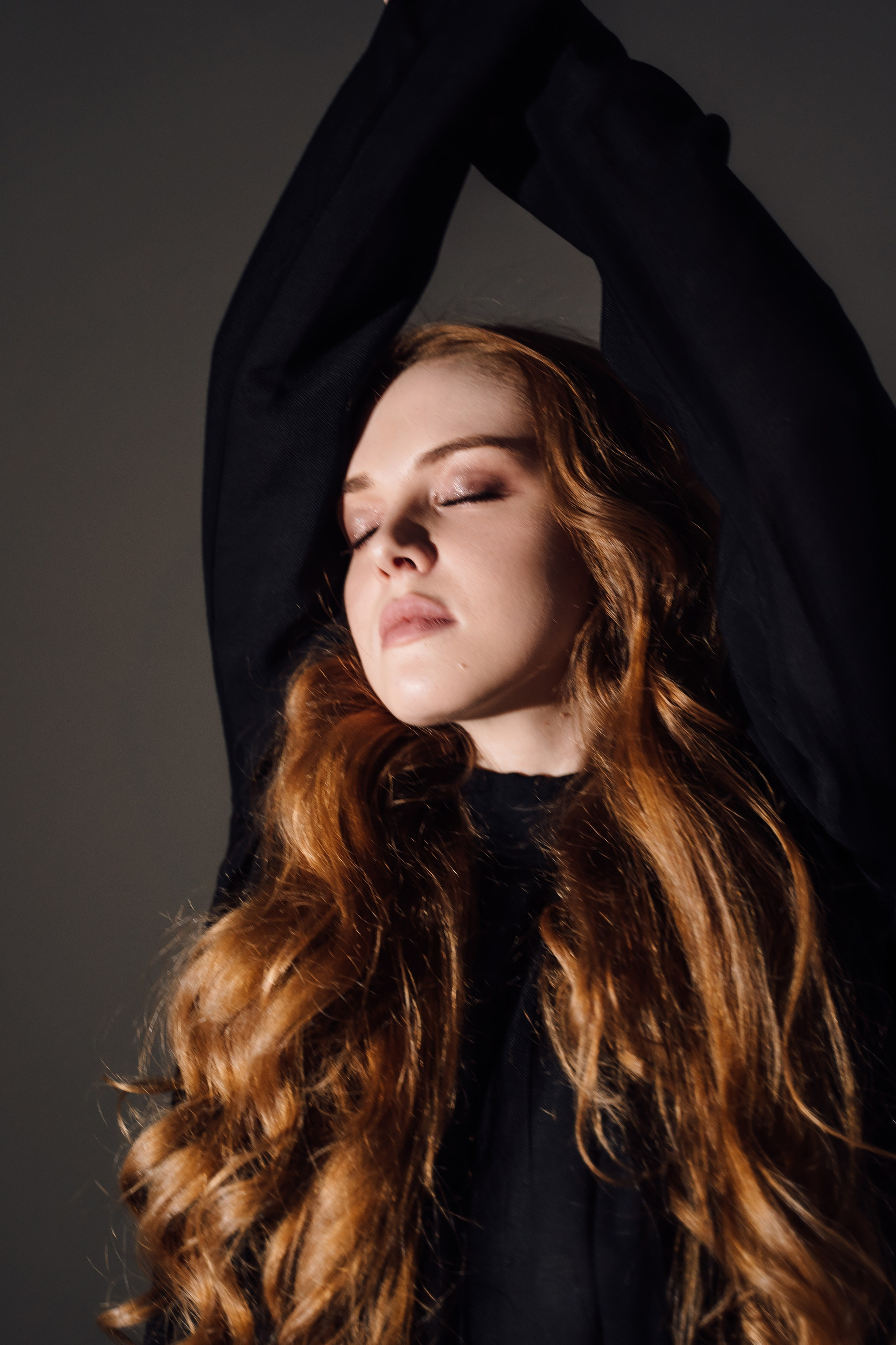 ASYA IN RED. Анастасия Вайнер — свадебный и портретный фотограф в Германии и по всей Европе