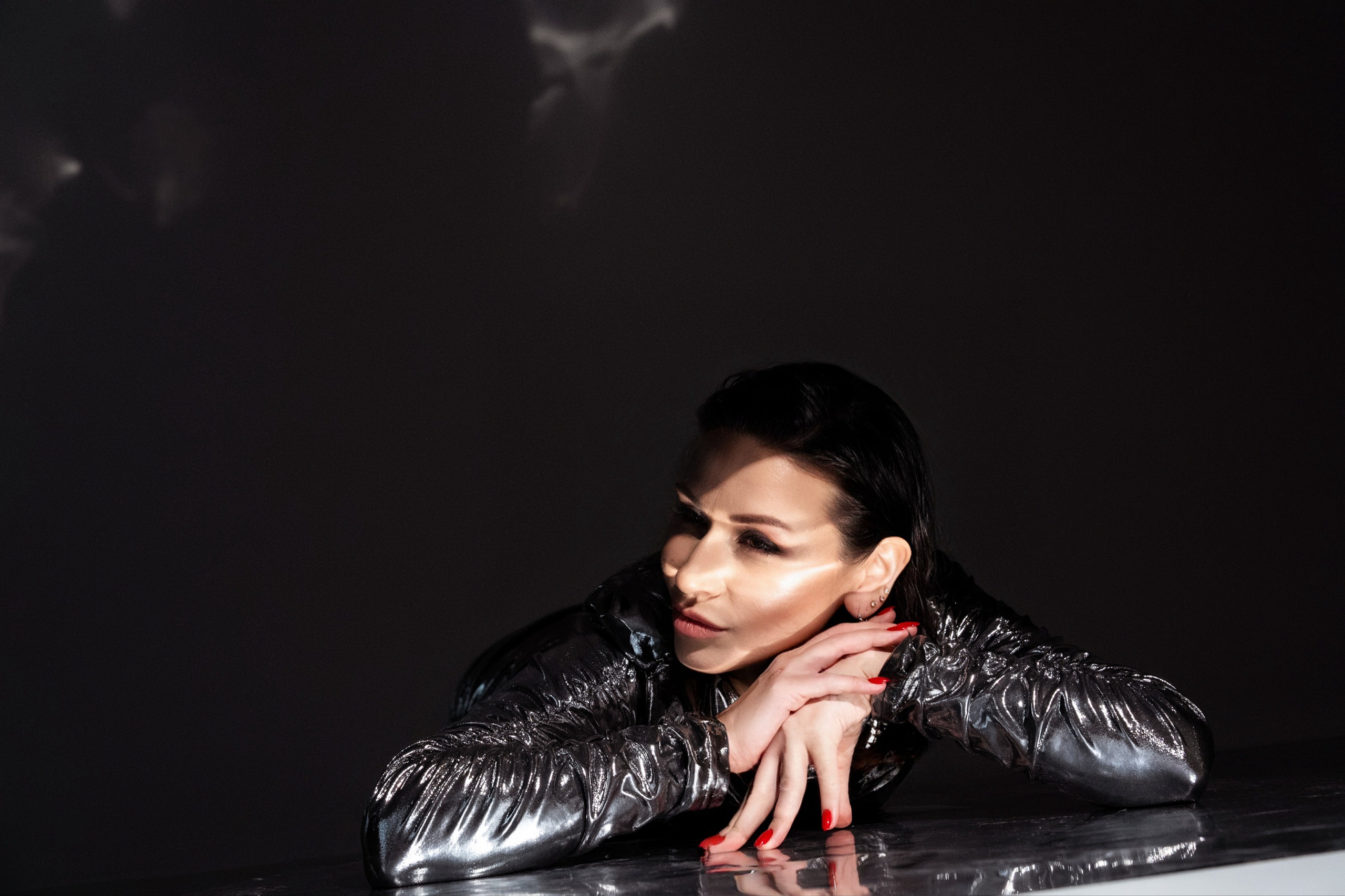 Женский портет