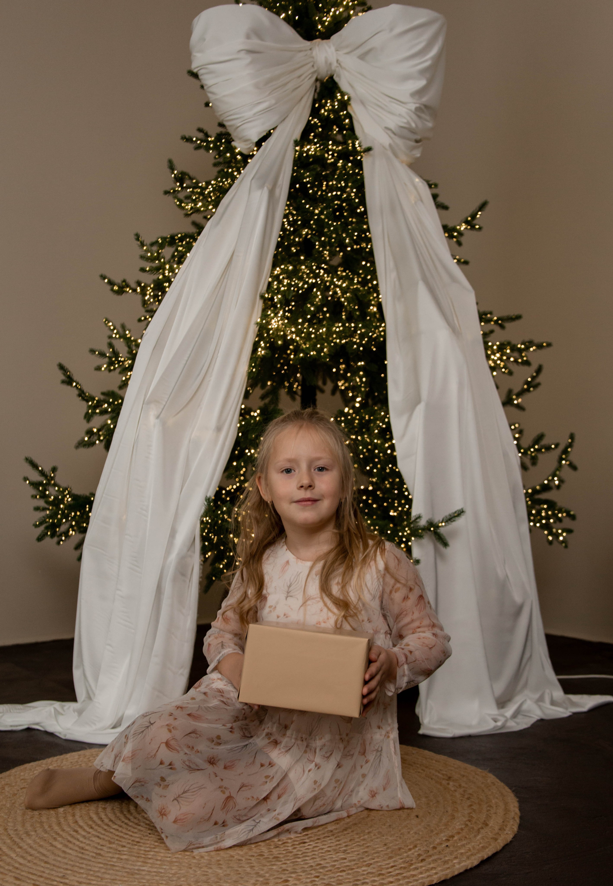 Семейная новогодняя. ФОТОГРАФ ~ Виктория Ивченко ~ Старый Оскол