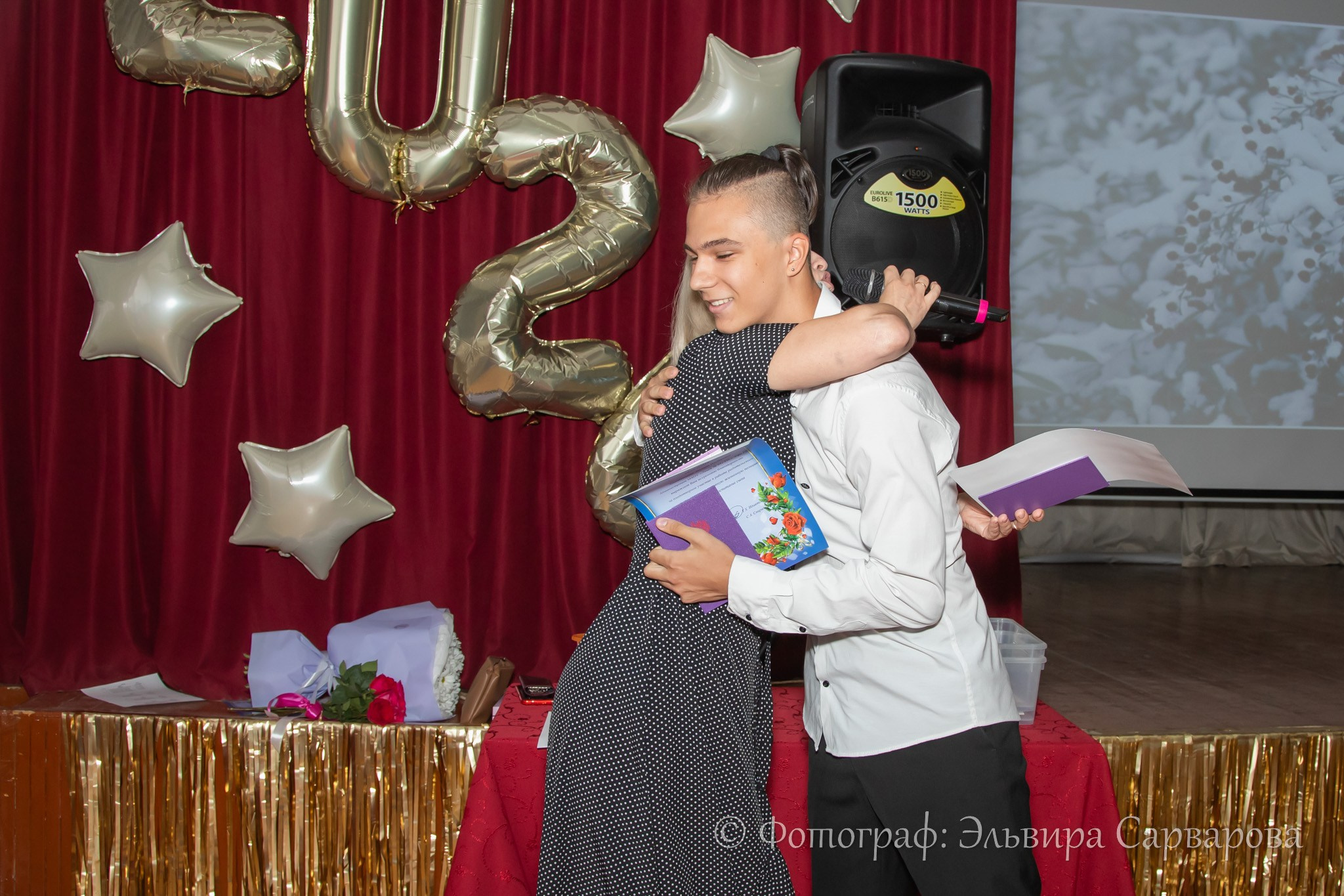 Вручение аттестатов 9 класс. Репортажный Фотограф