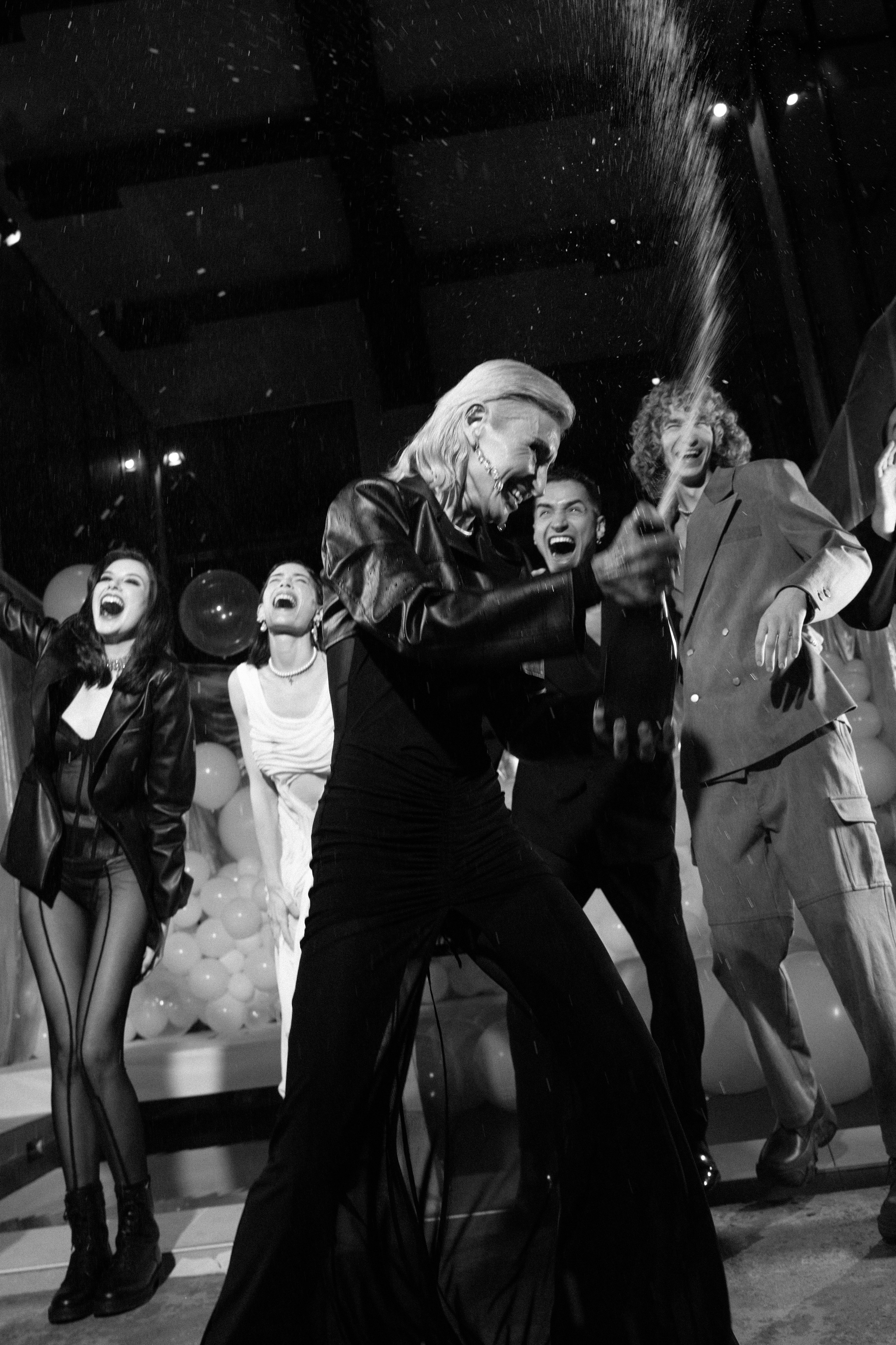 Bubbles. Свадебный фотограф Наташа Брифли