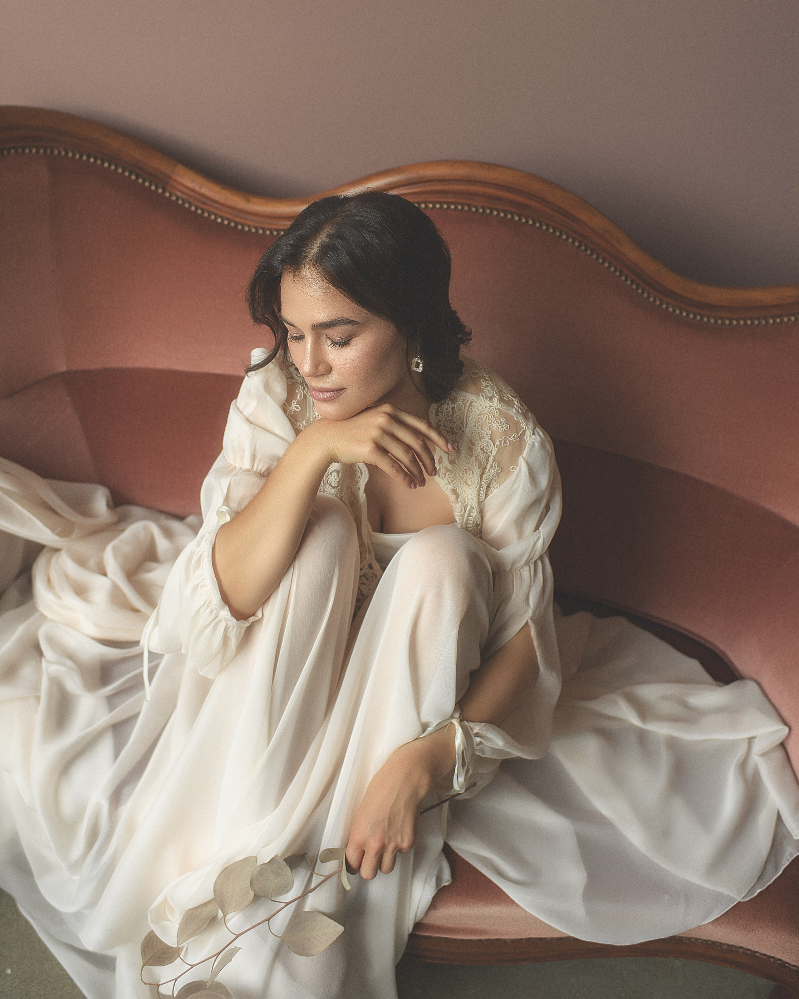 Фотосессия в студии. Женский фотограф в Москве Богдашкина Динара