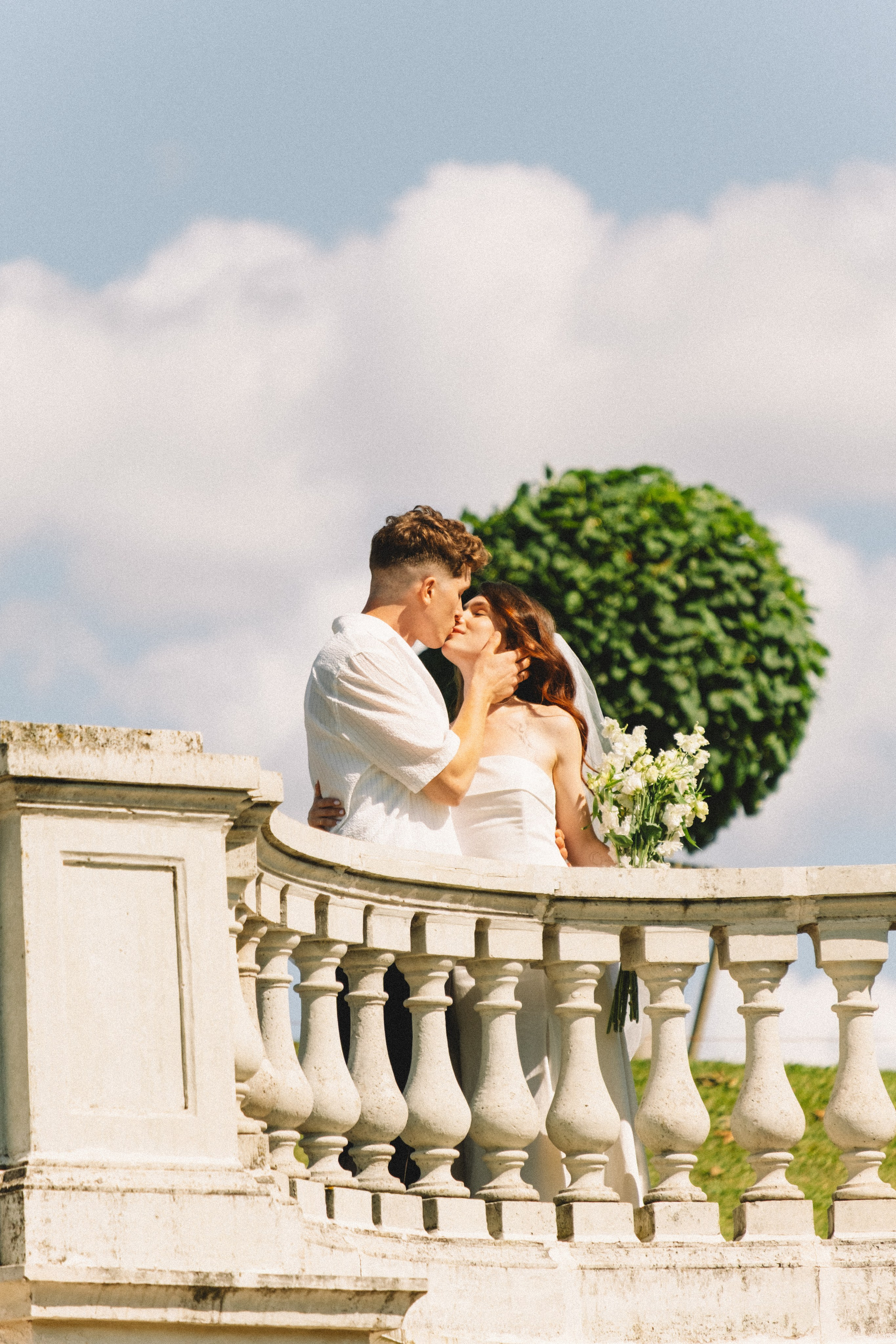 СВАДЕБНАЯ СЬЕМКА В ПЕТЕРГОФЕ И СЬЕМКА РЕПОРТАЖА В ЗАГСЕ ПЕТЕРГОФА. Профессиональный фотограф, Санкт-Петербург — Виктория Богомолова