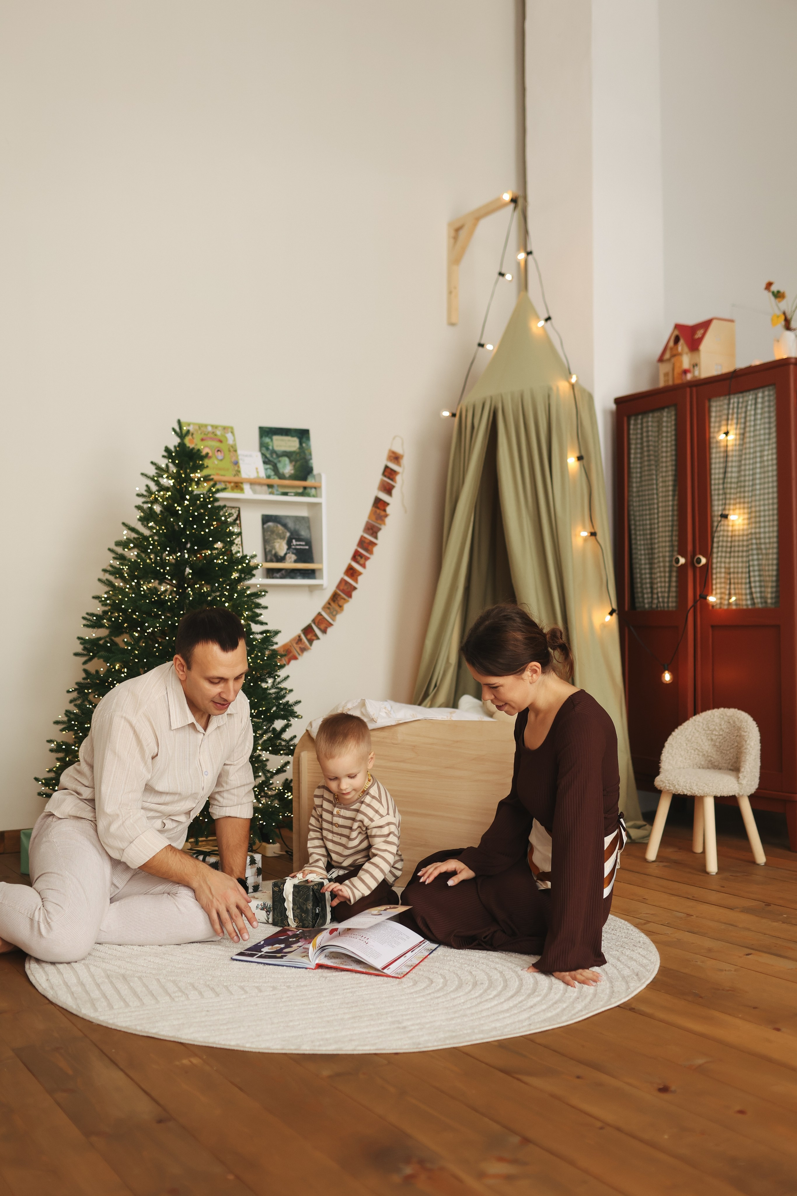 Таня Николай и маленький Савелий. Фотограф Владимир Москва