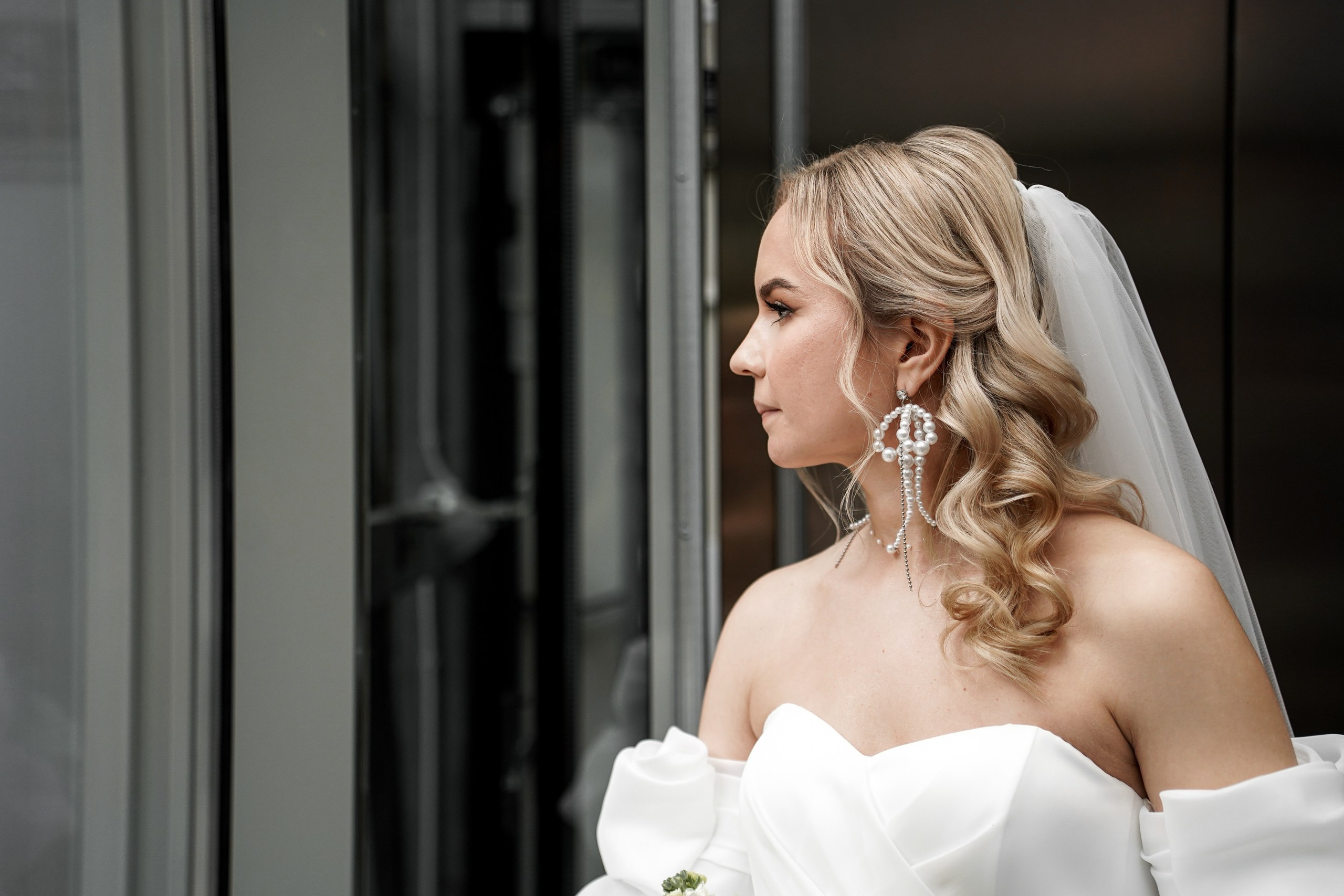 Свадебная фотосессия «4 часа». Отель Резиденция в Ростове-на-Дону. Кадры молодоженов на природе. Фотосессия банкета 1 час. Свадебный фотограф в Ростове-на-Дону. Таинство Крещения и Венчания, семейные фотосессии. Алёна Чёботова