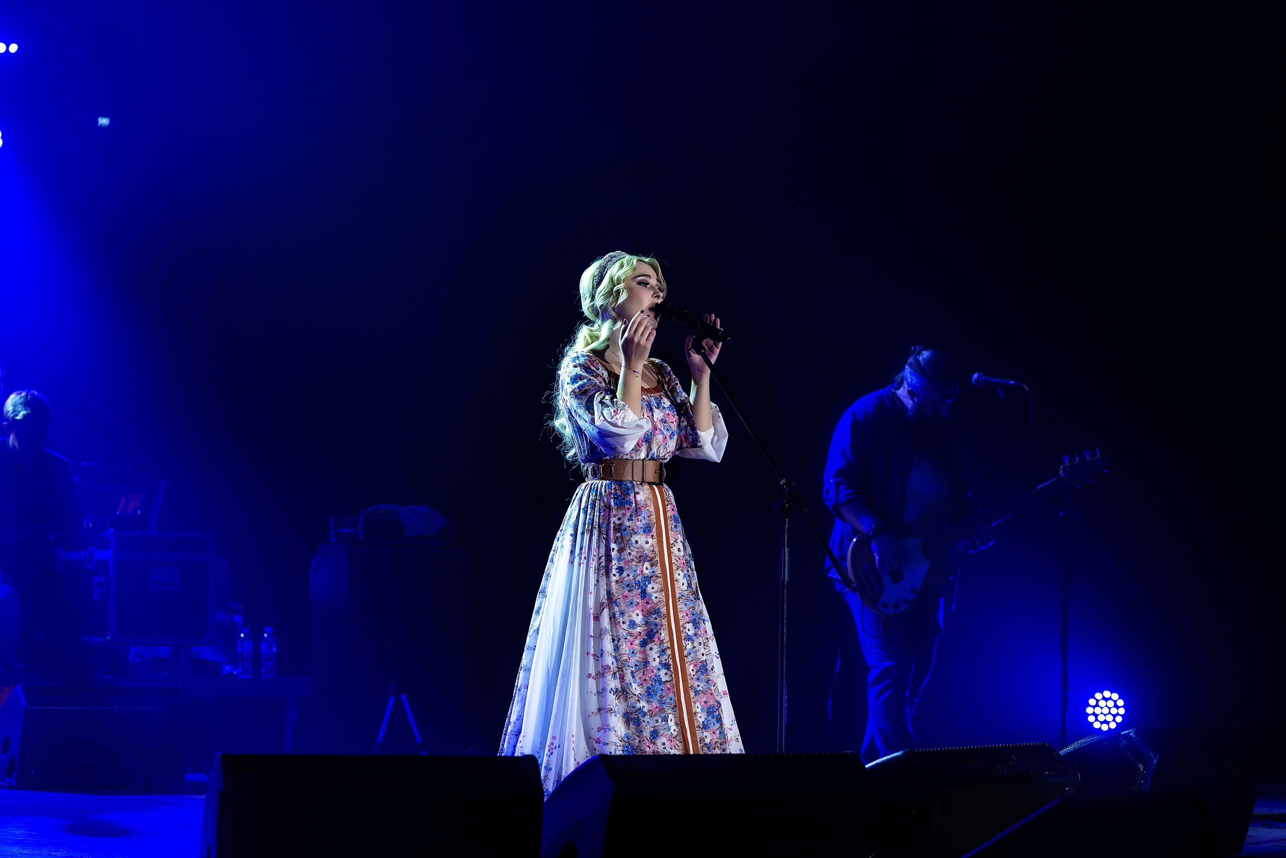 Концерт Пелагеи. Школьный, фэшн фотограф в Тюмени и в России Ирина Королева