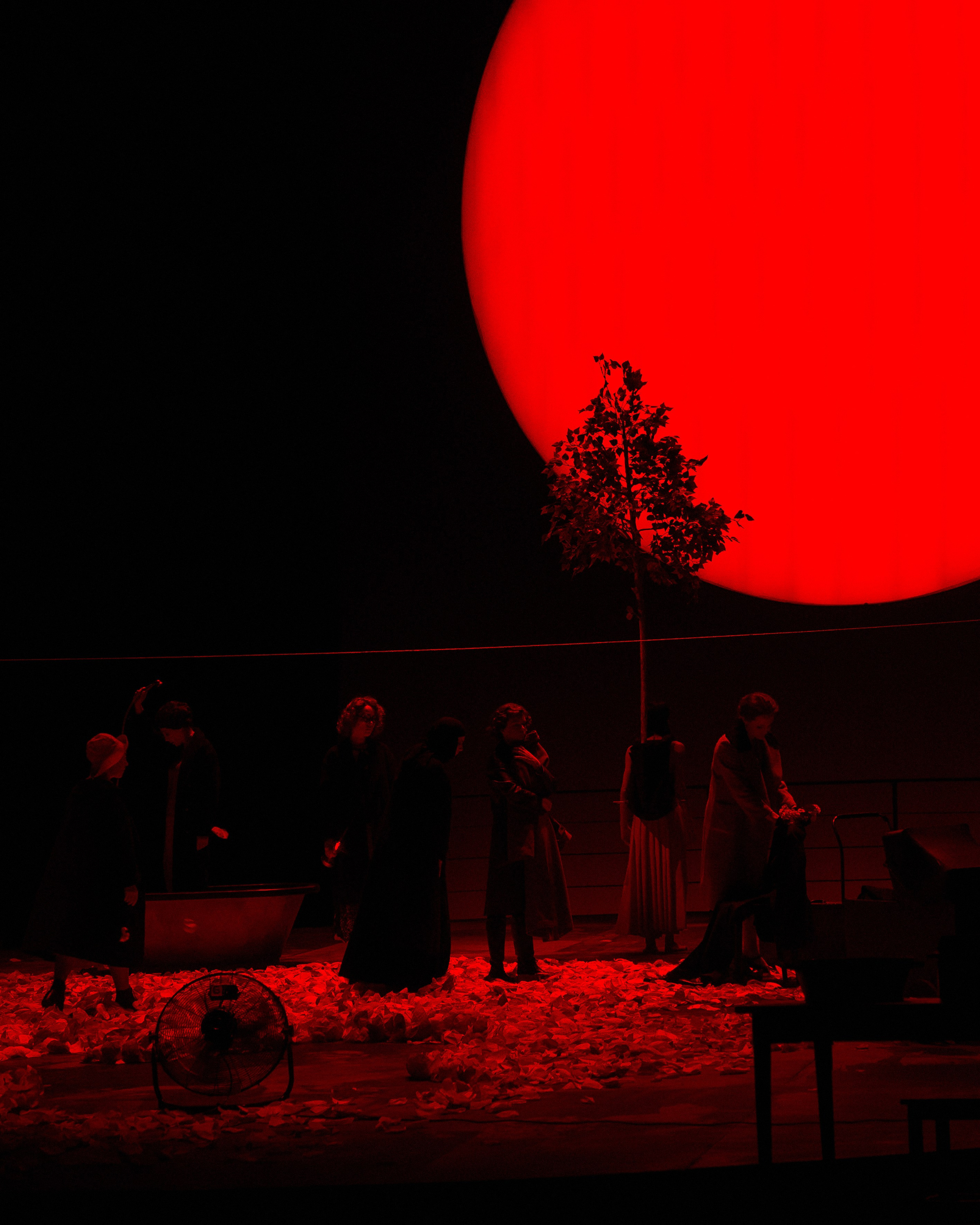 МХАТ. Женщины Есенина. Фотограф Rockeroleg