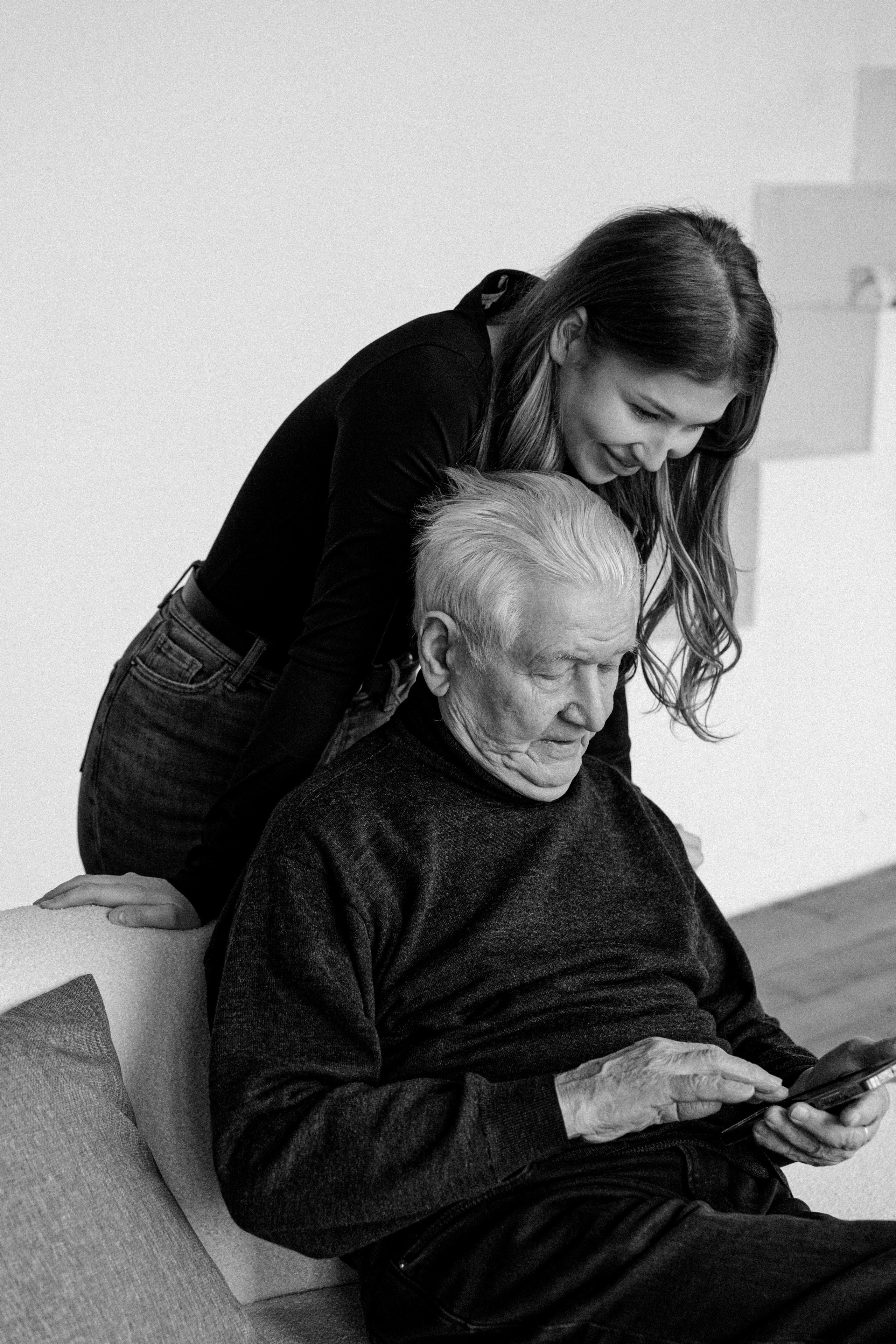 Анастасия и дедушка. Свадебный и семейный фотограф в Калининграде Анастасия Гриценко