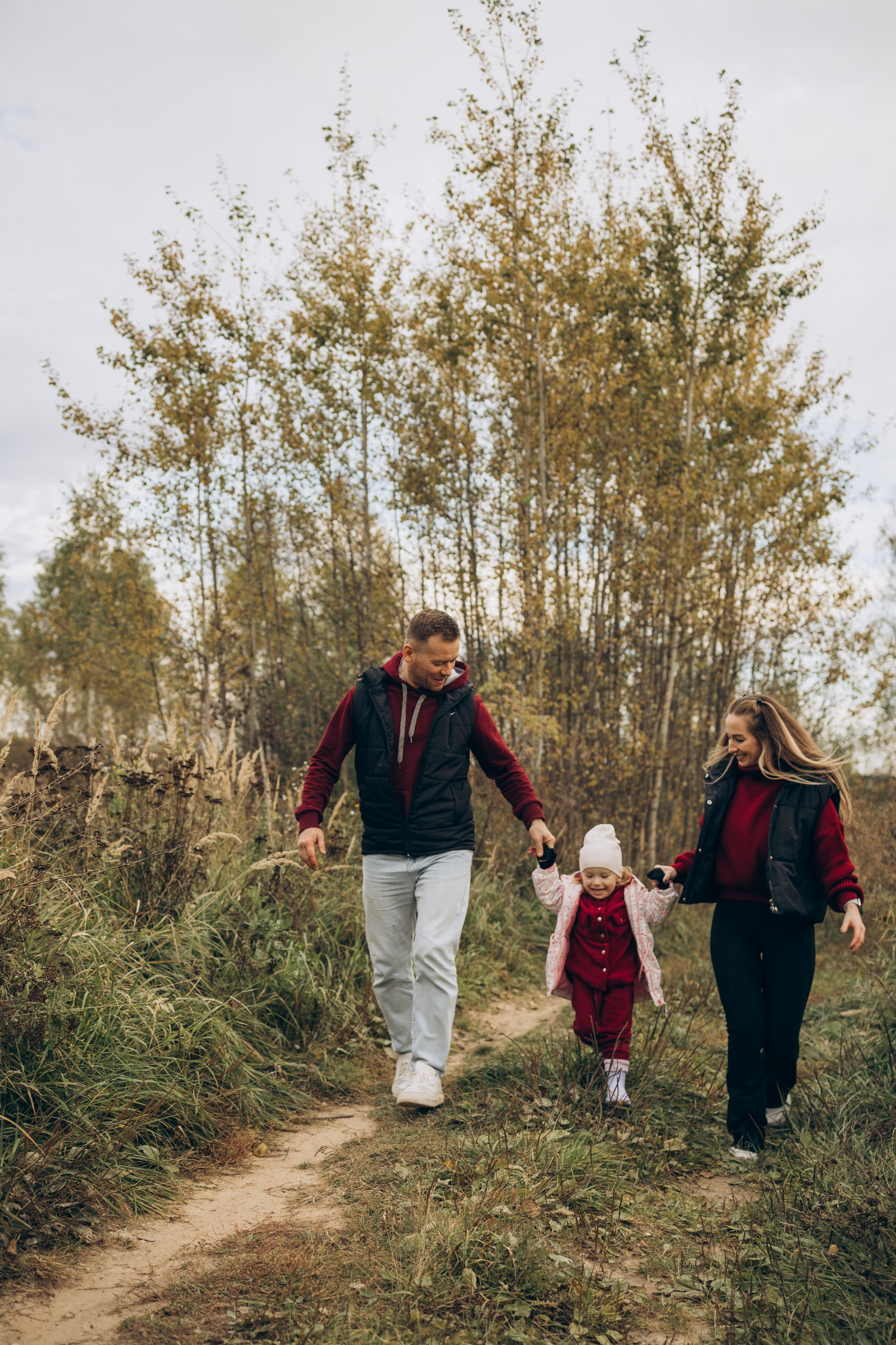 Летучий змей-семейная (4.10.2025 г.) г. Жуков (Калужская обл.). Надежда Стар семейный и церковный фотограф в Жукове и Калужской области