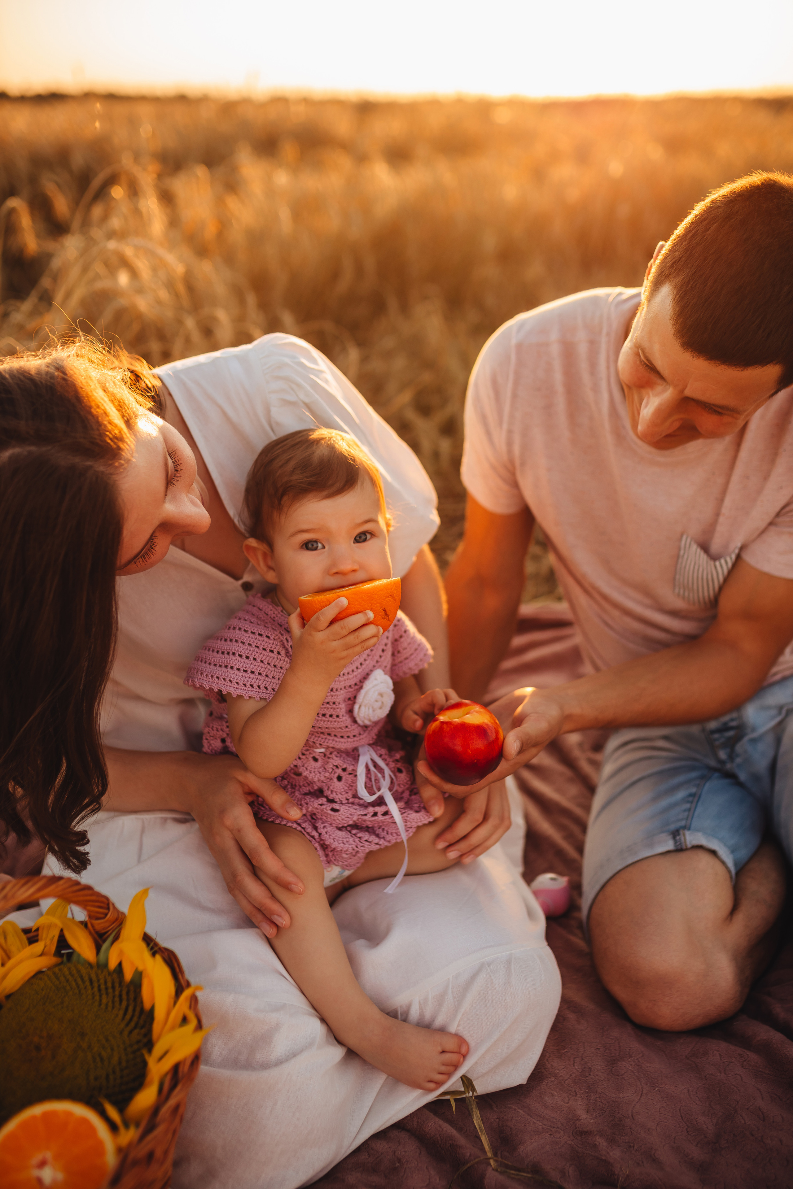 Апельсинчики в поле. Свадебный и семейный фотограф в Туле и области Маша Костина