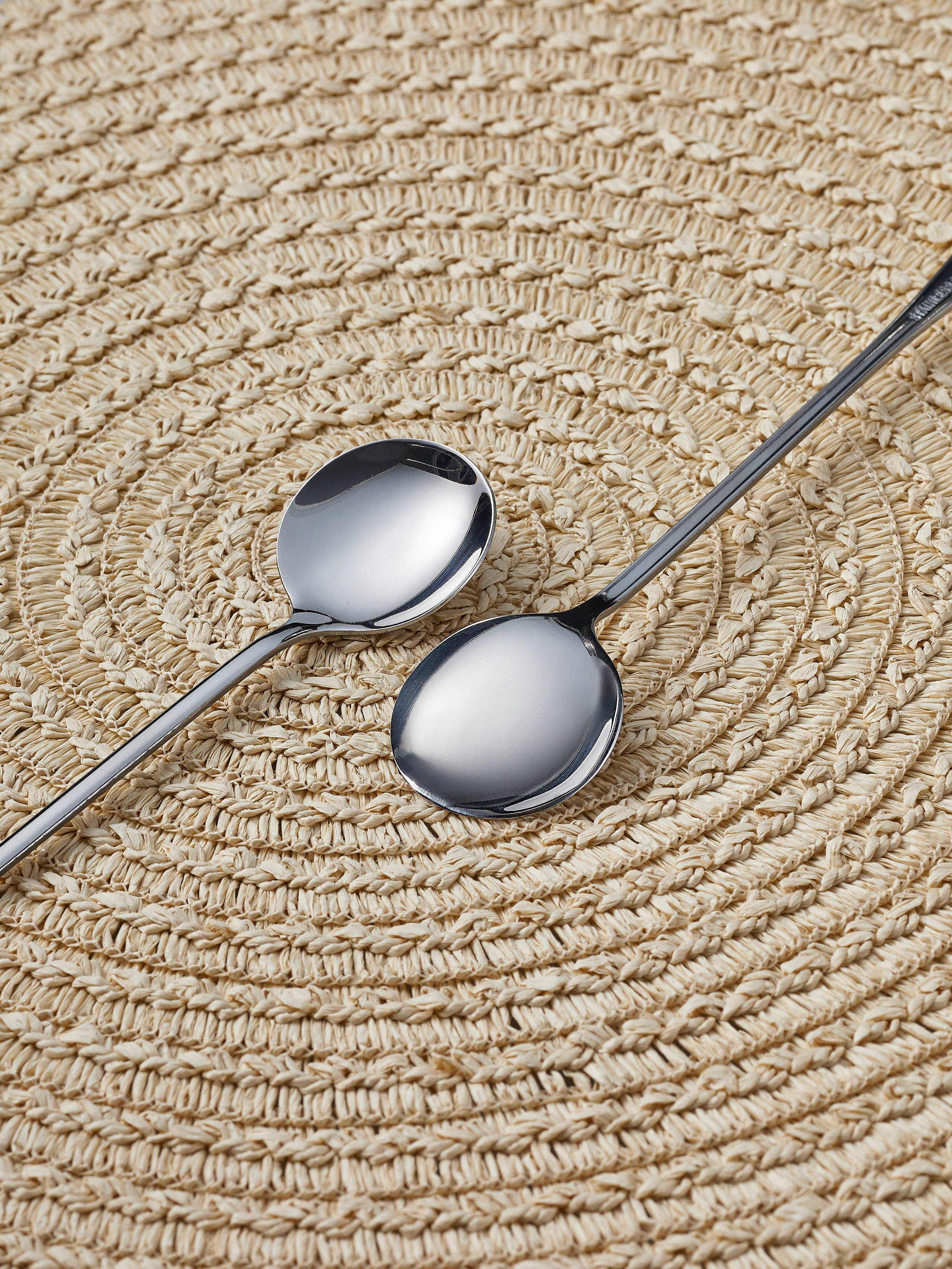 Столовые приборы. Уютная студия предметной съемки для маркетплейсов в городе Москва