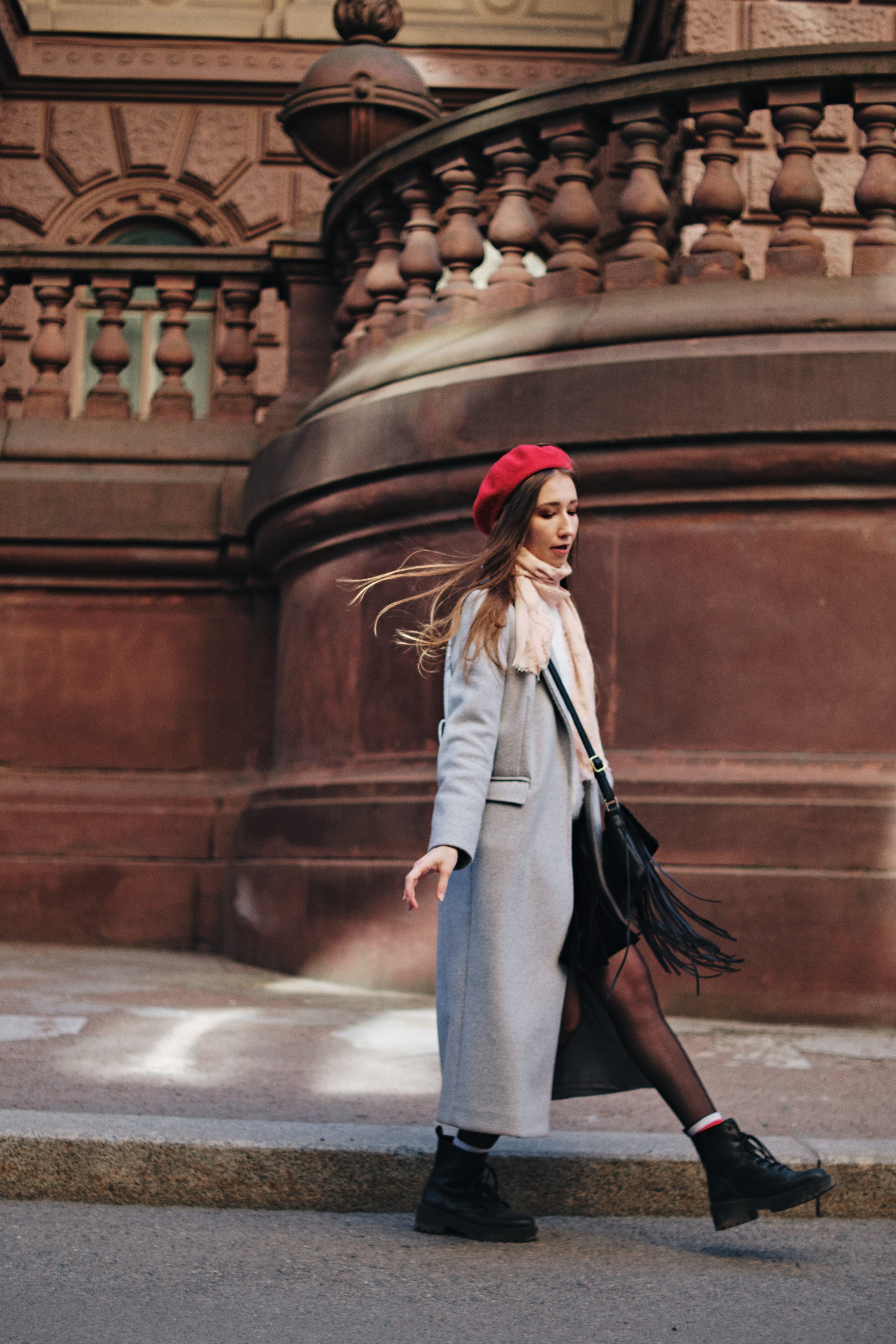 Индивидуальная фотопрогулка в СПб, портретный фотограф. Семейные и свадебные фотосессии в СПб, в студии, на улице, на природе