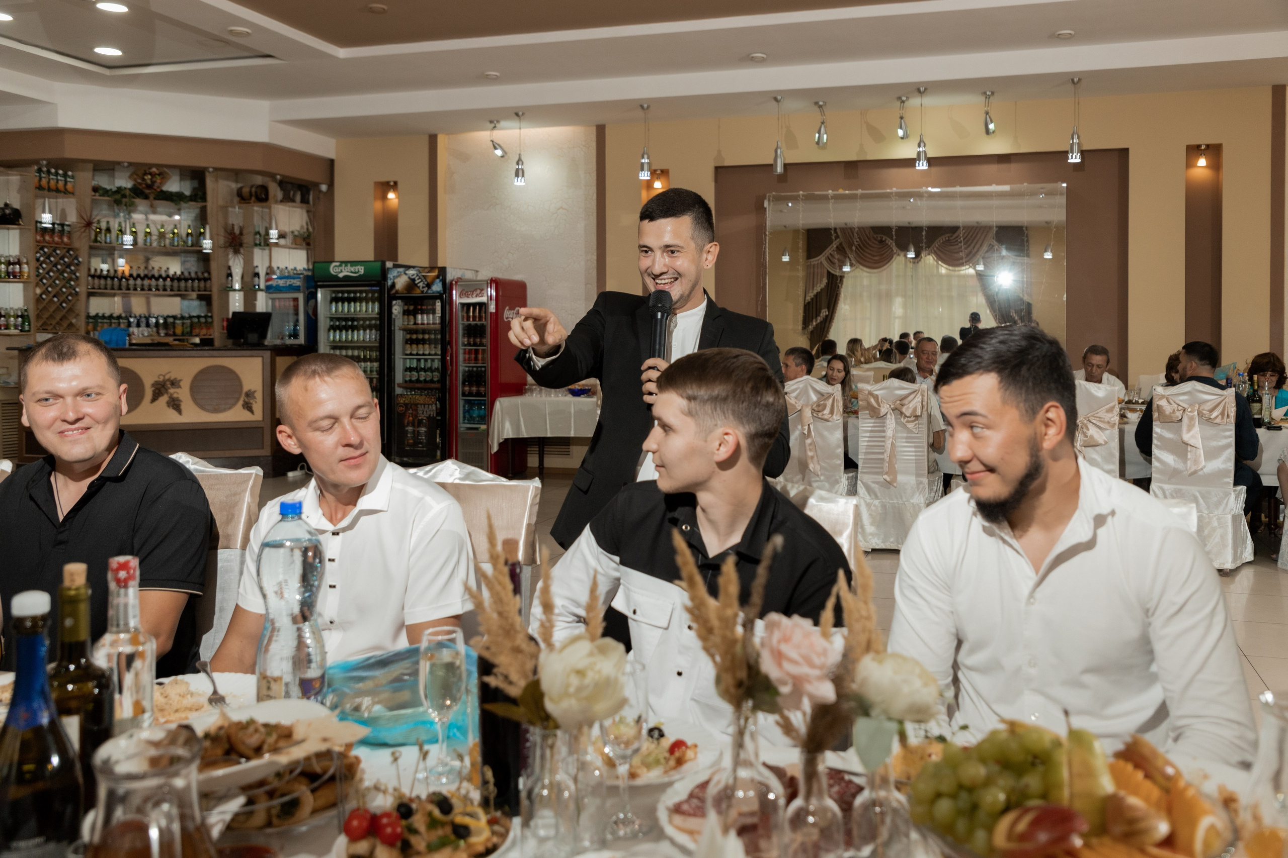 Роман и Александра (банкет). Свадебный фотограф Ангелина Сунгатулина | Саратов | Балаково | Вольск