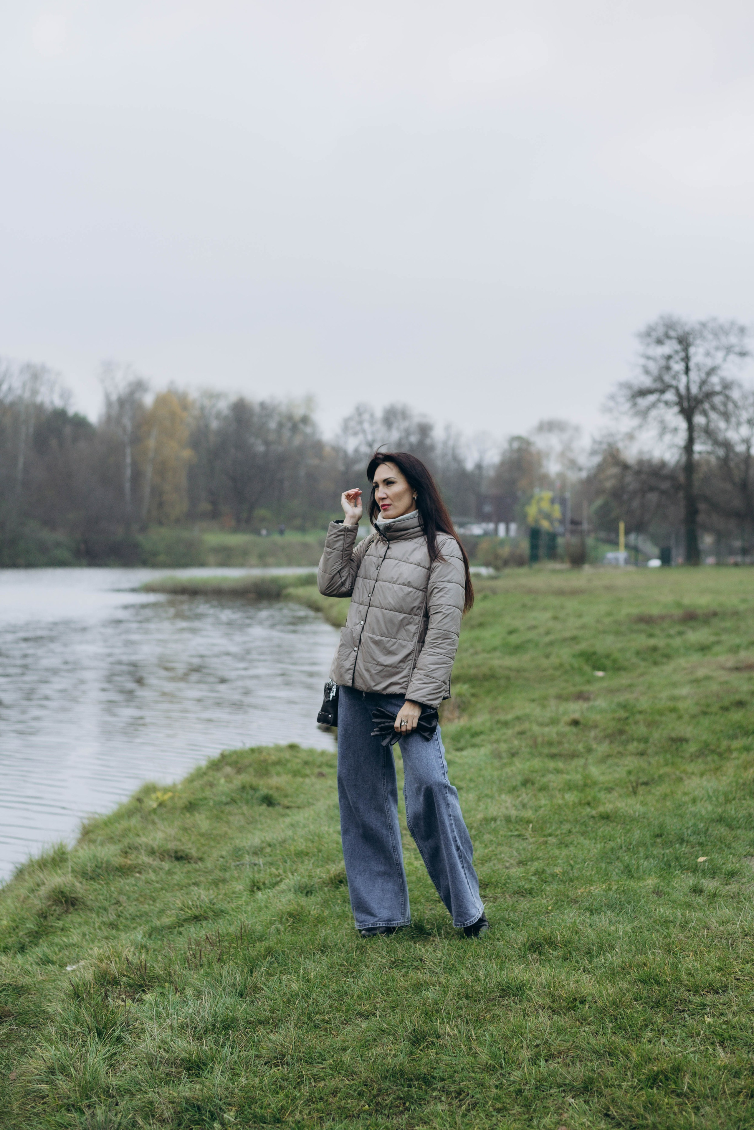 Прогулочная фотоссесия для девушки в парке. Семейный фотограф в Железнодорожном Масаева Елена