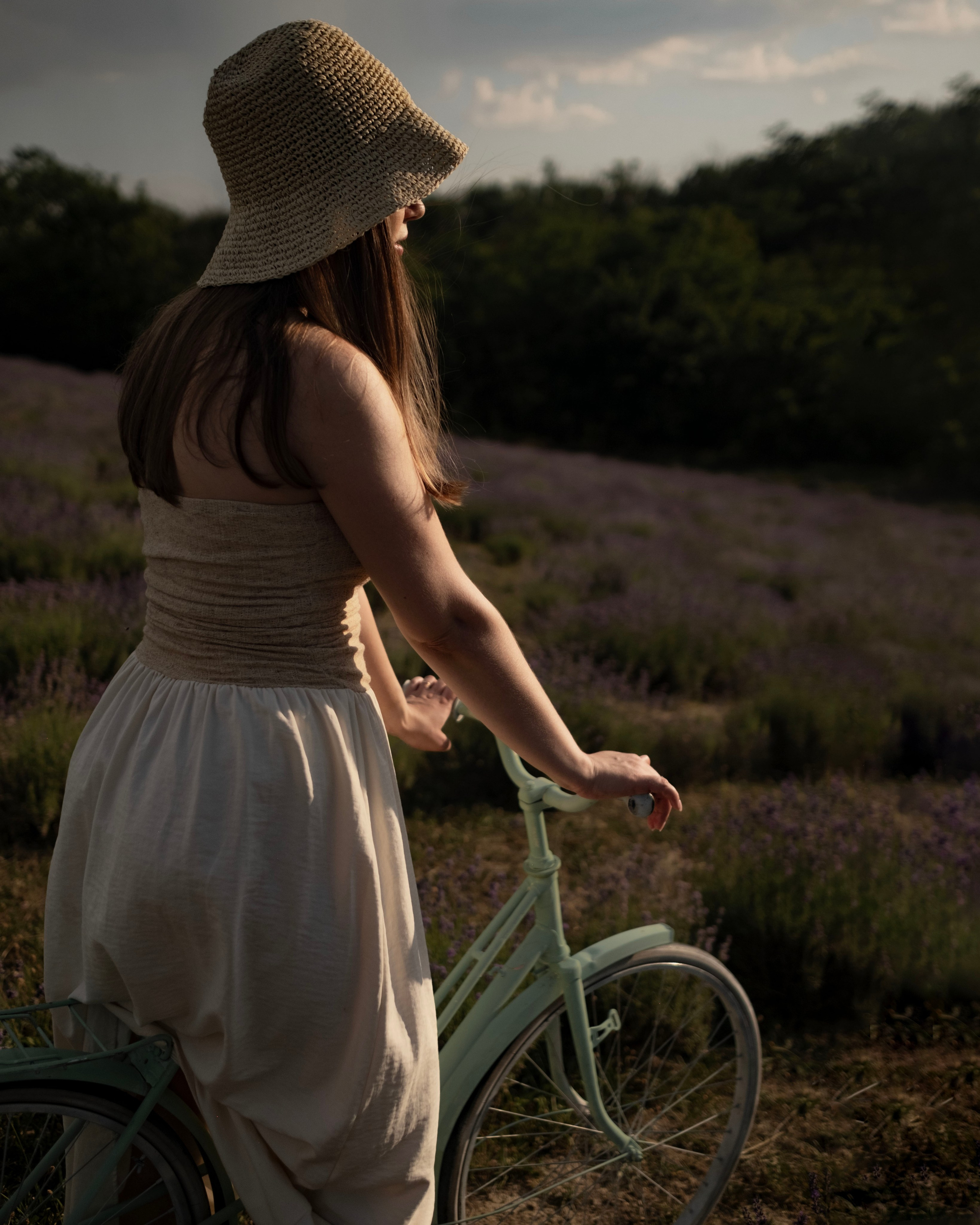 On a lavender field. Portrait photographer Olga Prokopova based in Budapest