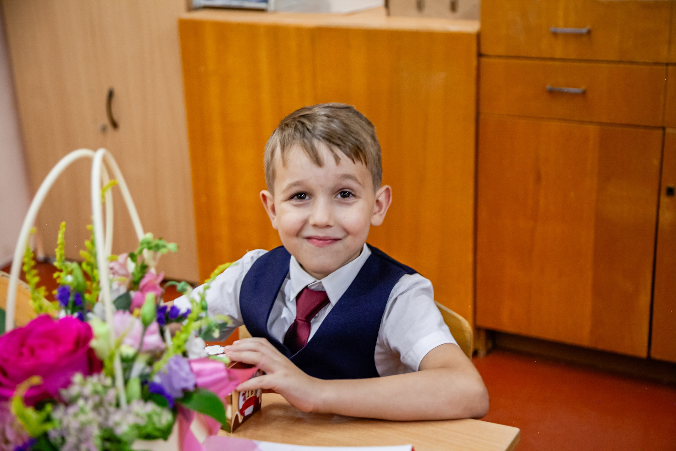 1 сентября линейка. Свадебный и семейный фотограф в Армавире