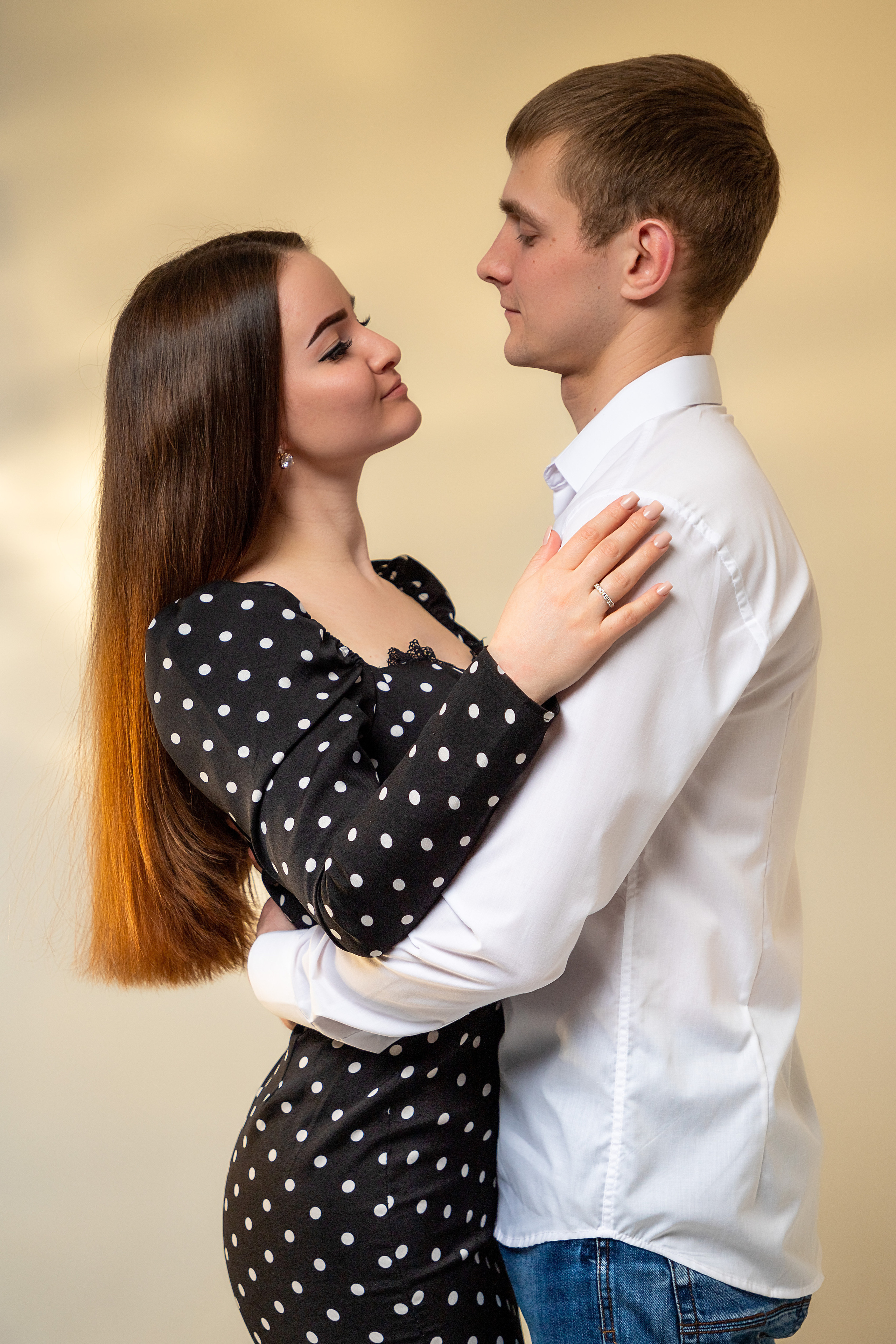 Влюблённая пара Ирина и Дмитрий. Коммерческий фотограф Андрей Тремасов