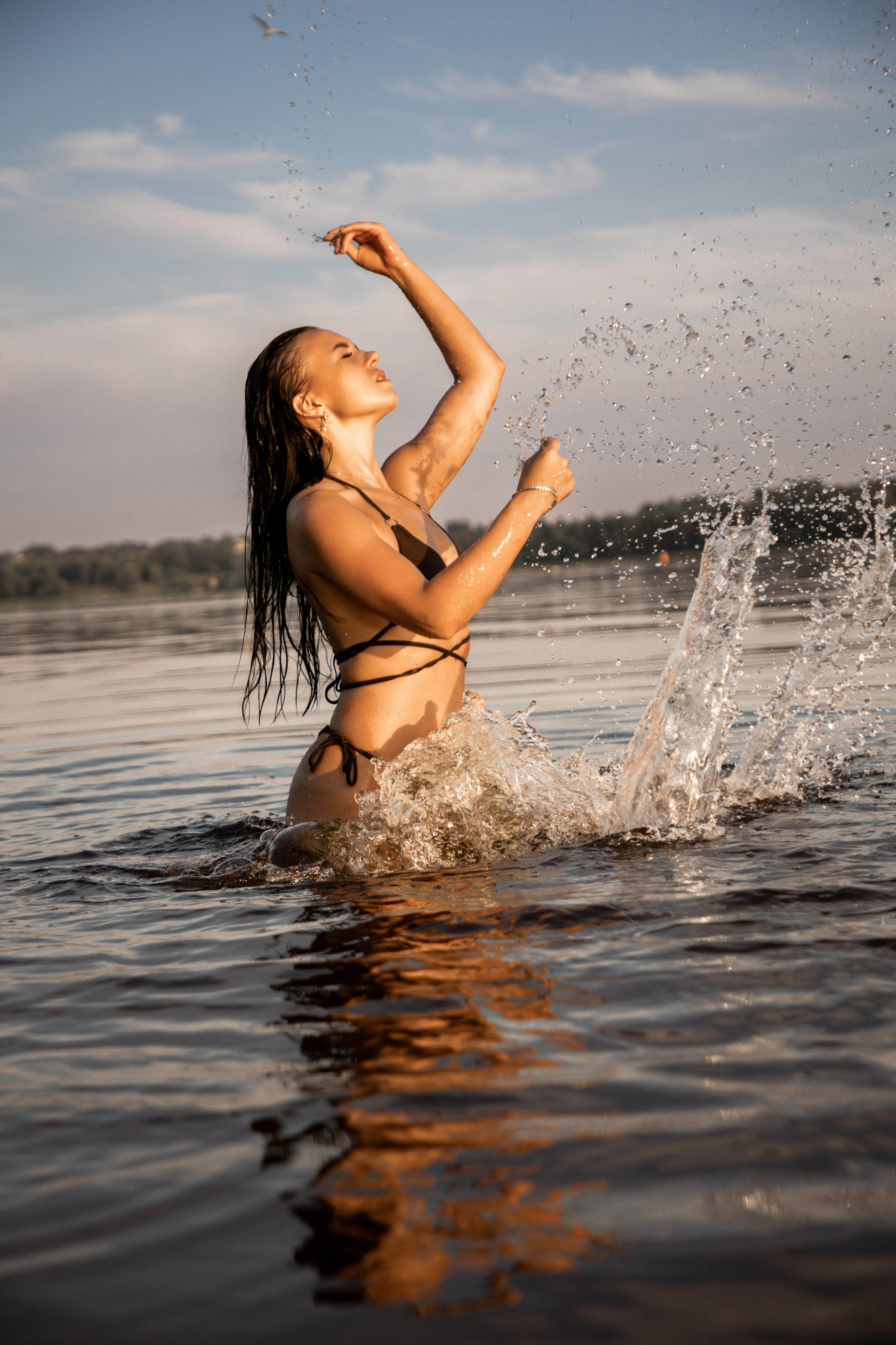 Жаркая фотосессия в купальнике. Коммерческий фотограф Андрей Тремасов