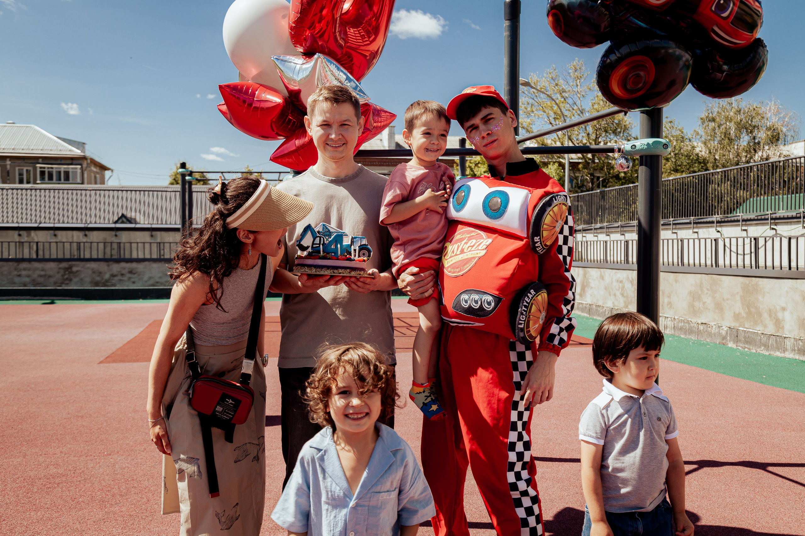 День рождение Марка. 26.07.25. Профессиональное фото в Казани: от идеи до результата. Фотограф Яна Мур