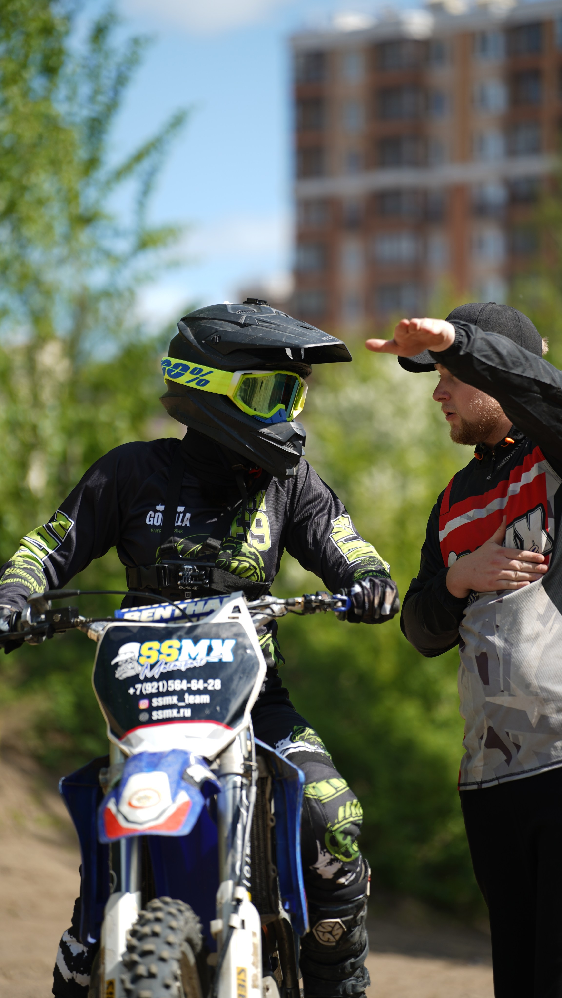 Катя Ли. Графический дизайнер Илья Левченко