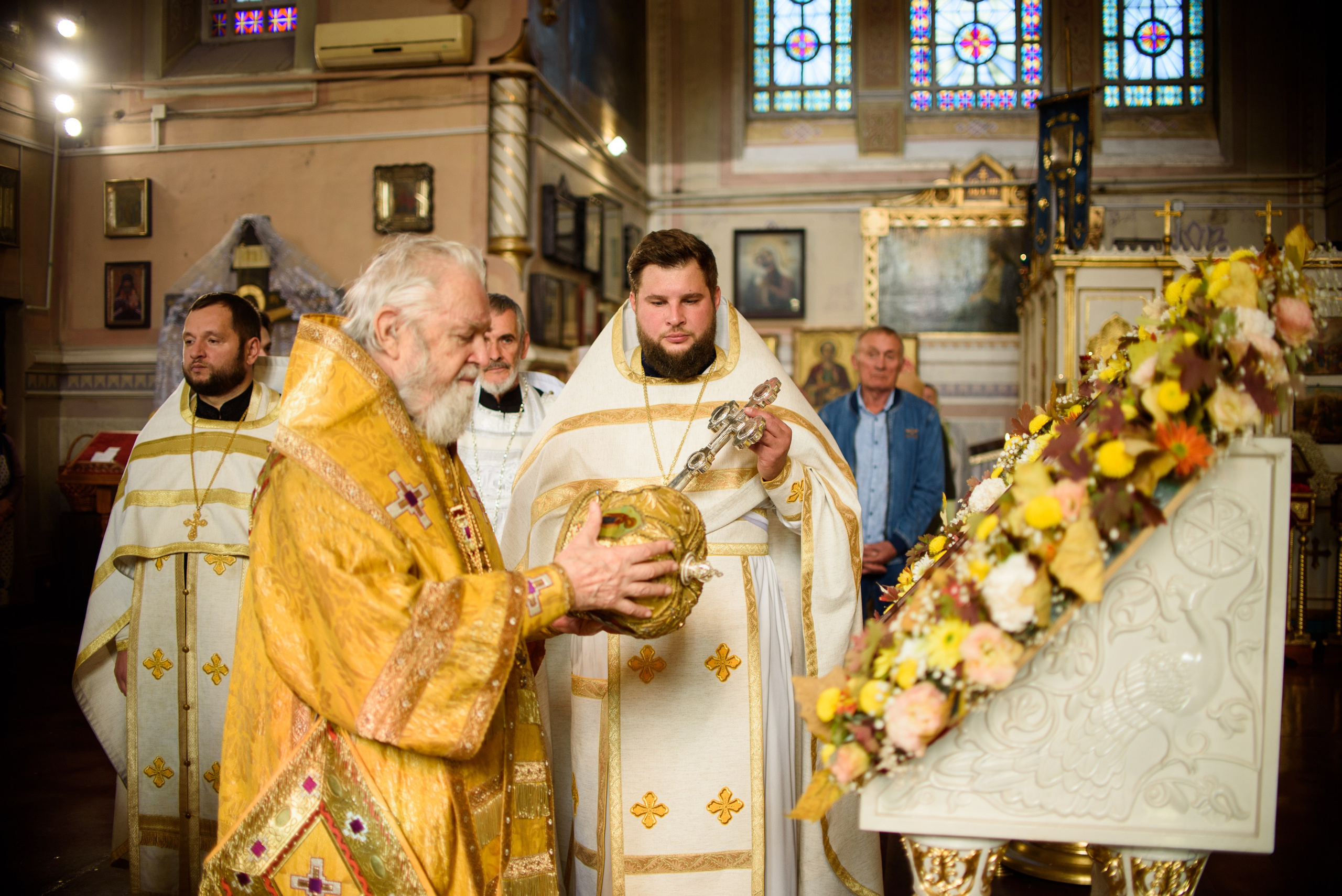 Воскресная литургия 29.10.2023. Семейный и свадебный фотограф в Феодосии и Коктебеле