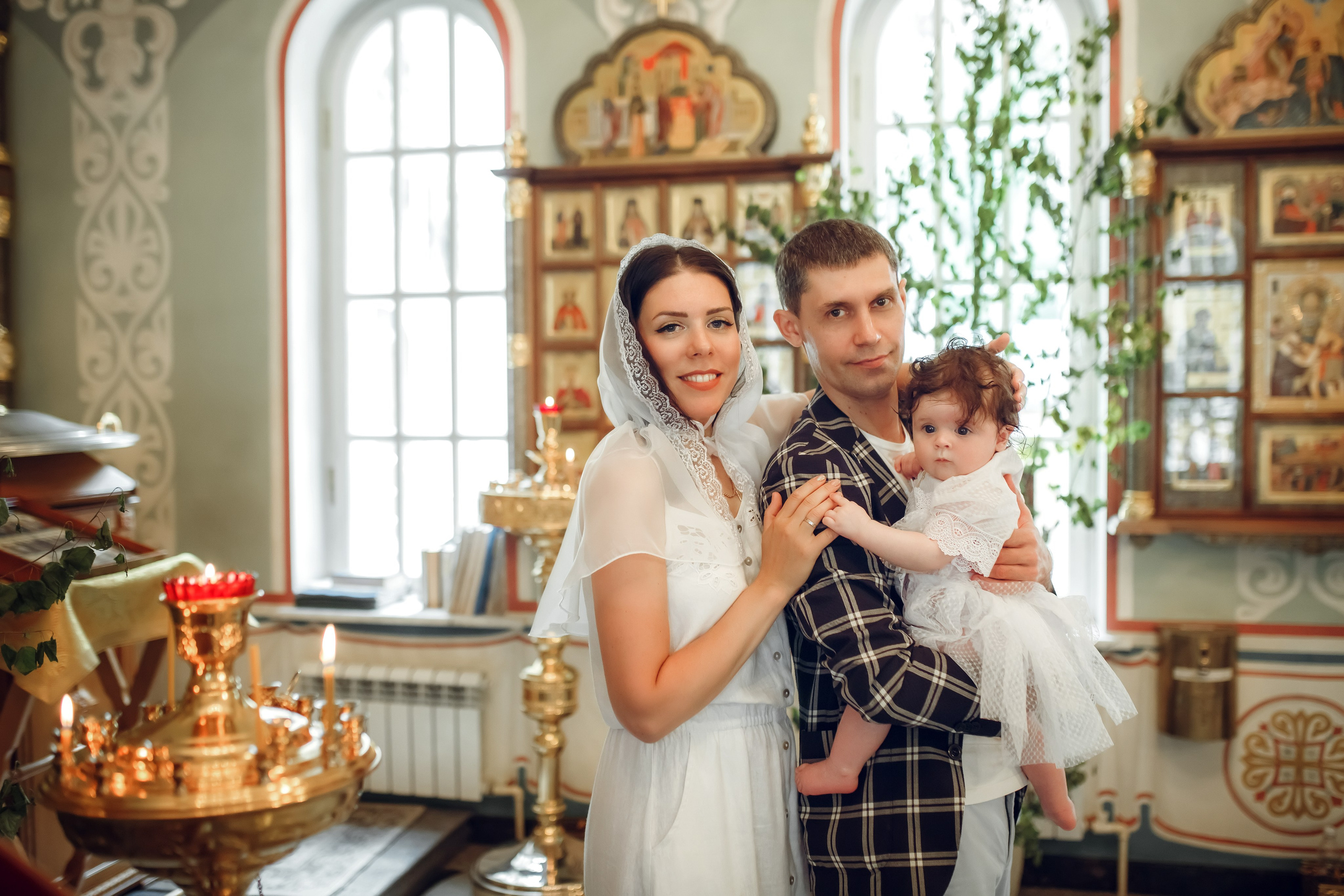 Крещение Виолетты. Фотограф на Крещение, семейный фотограф в Москве