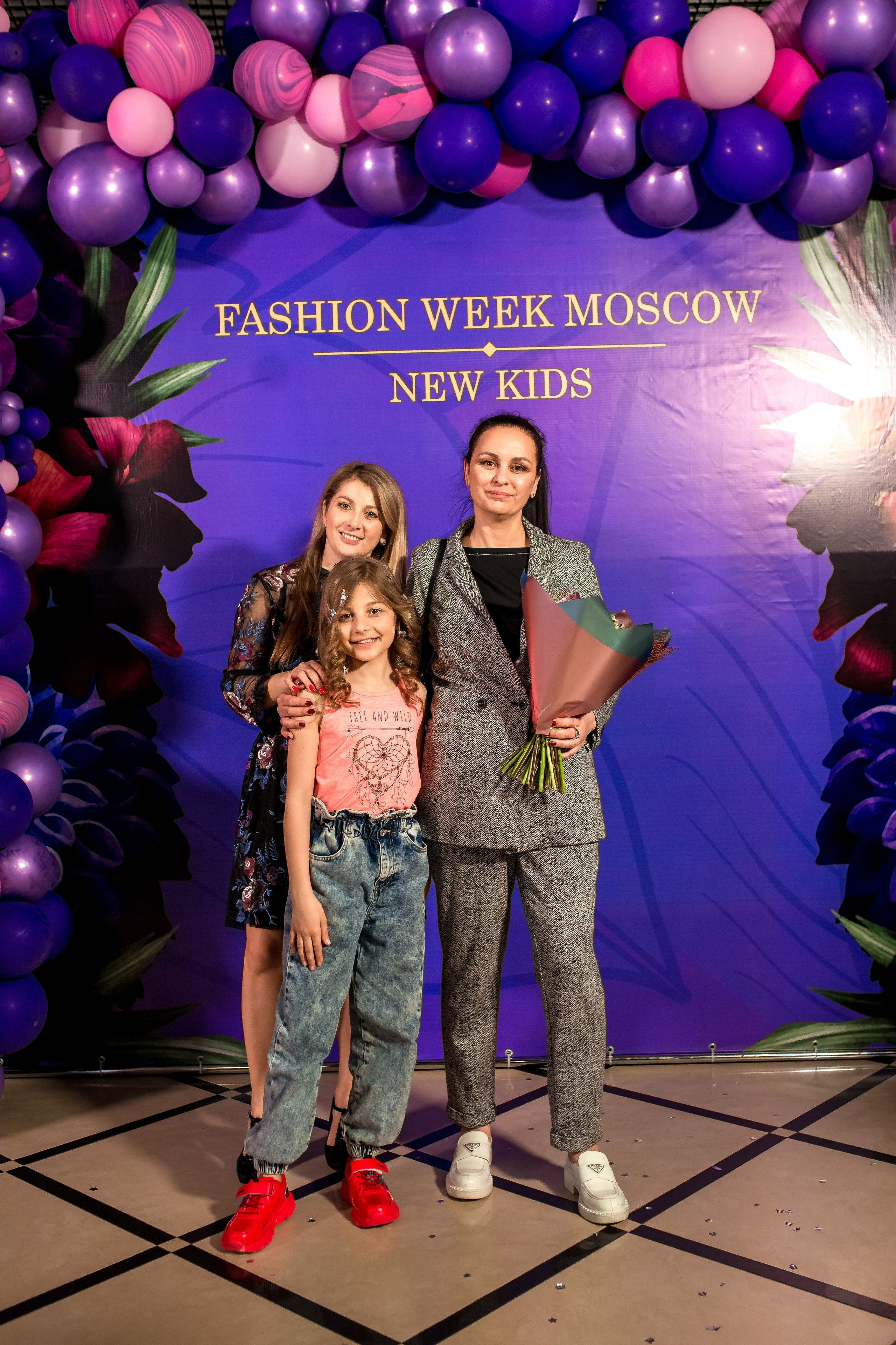 Показ Итальянской моды в России весна 2022. Женский фотограф Крещение Венчание Москва Брянск