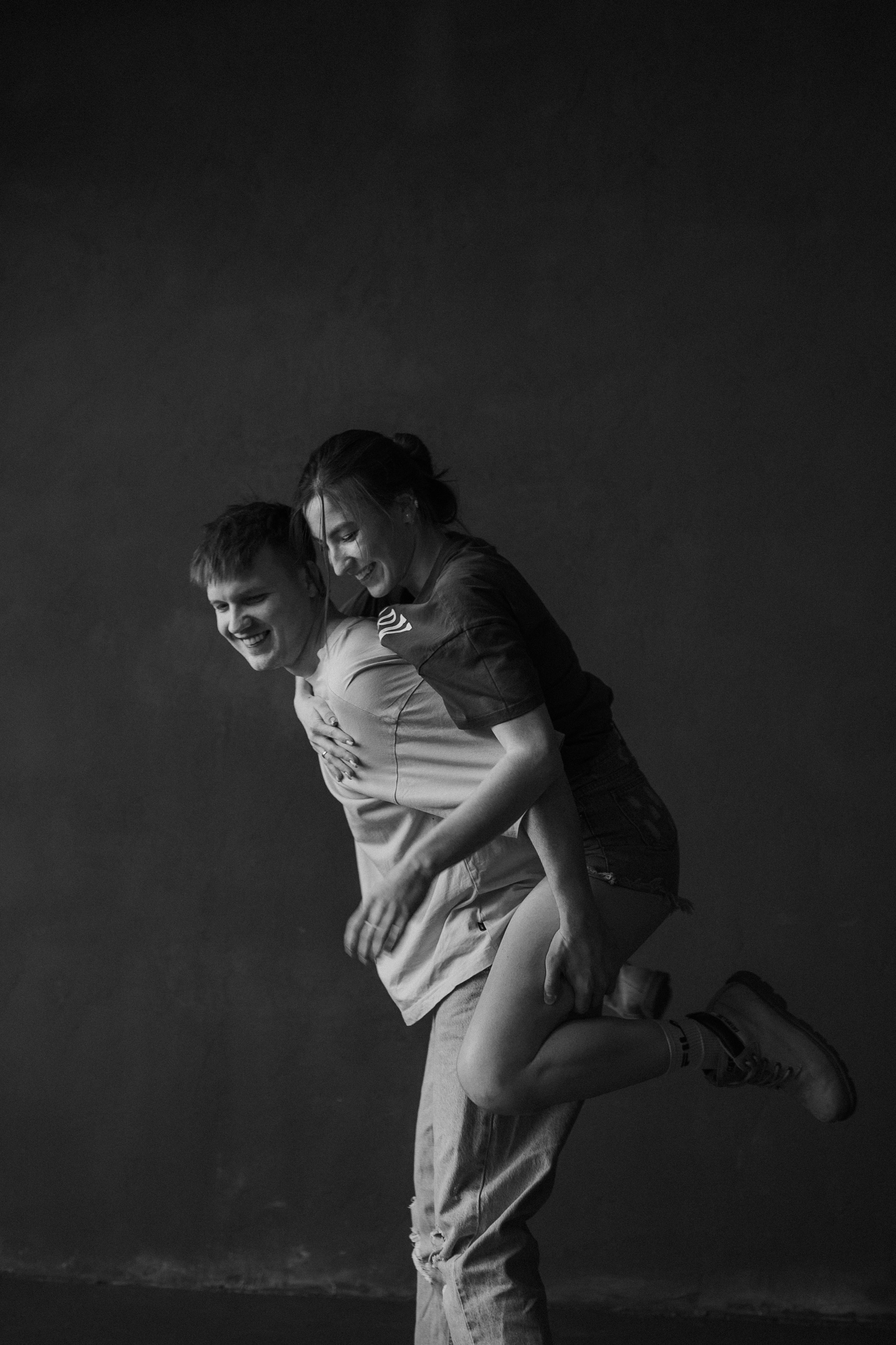 Оля и Антон. Www.ostermiller.ru