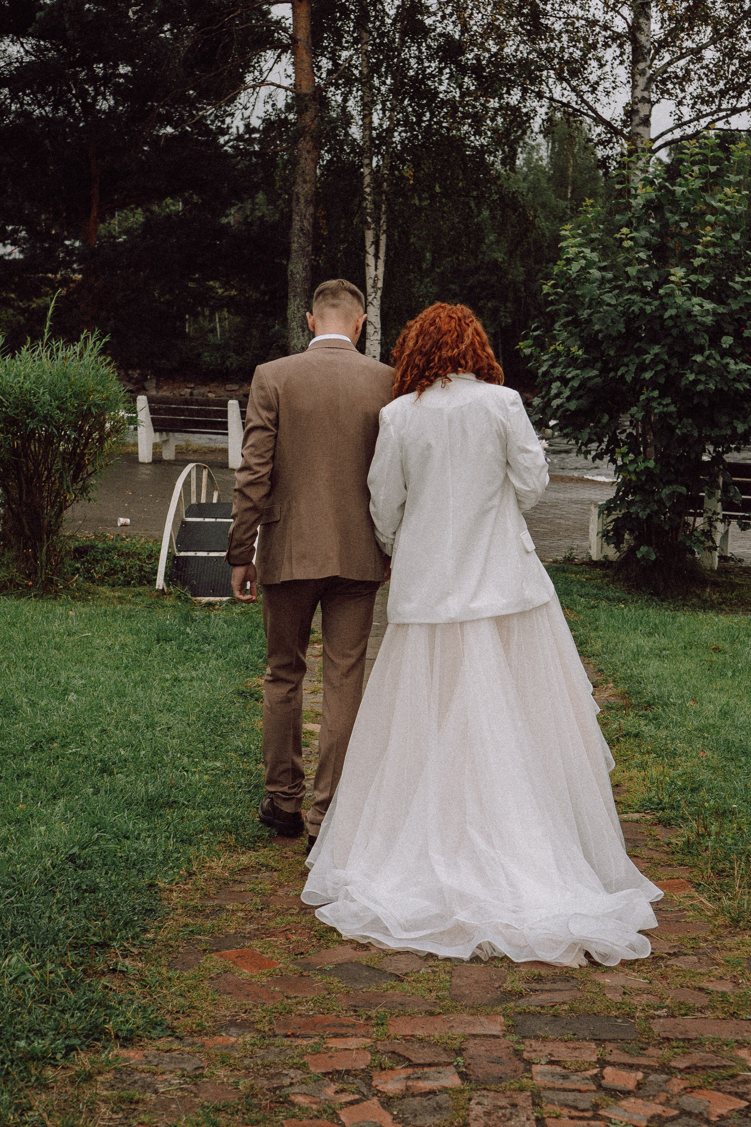 СВАДЕБНАЯ ФОТОСЕССИИЯ ПАРЫ В ГОРОДЕ ПРИОЗЕРСК В СОСНОВОМ ЛЕСУ И С ПИКАПОМ. Профессиональный фотограф, Санкт-Петербург — Виктория Богомолова