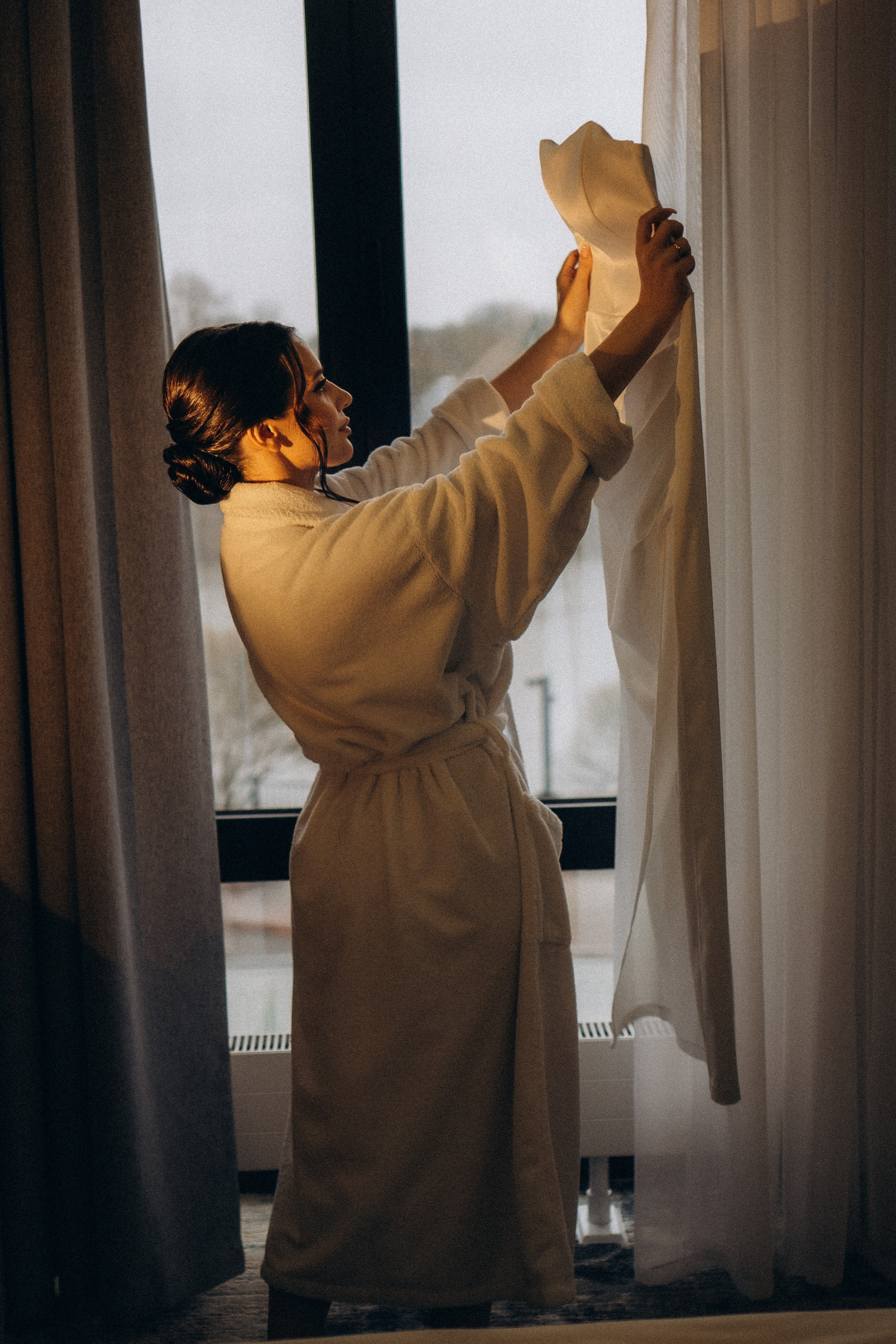 СВАДЕБНАЯ СЬЕМКА СБОРОВ ЖЕНИХА И НЕВЕСТЫ В ОТЕЛЕ И ТАКЖЕ ФОТОСЕССИИЯ В ОТЕЛЕЕ МЕГАПОЛИС БРЯНСК. Профессиональный фотограф, Санкт-Петербург — Виктория Богомолова