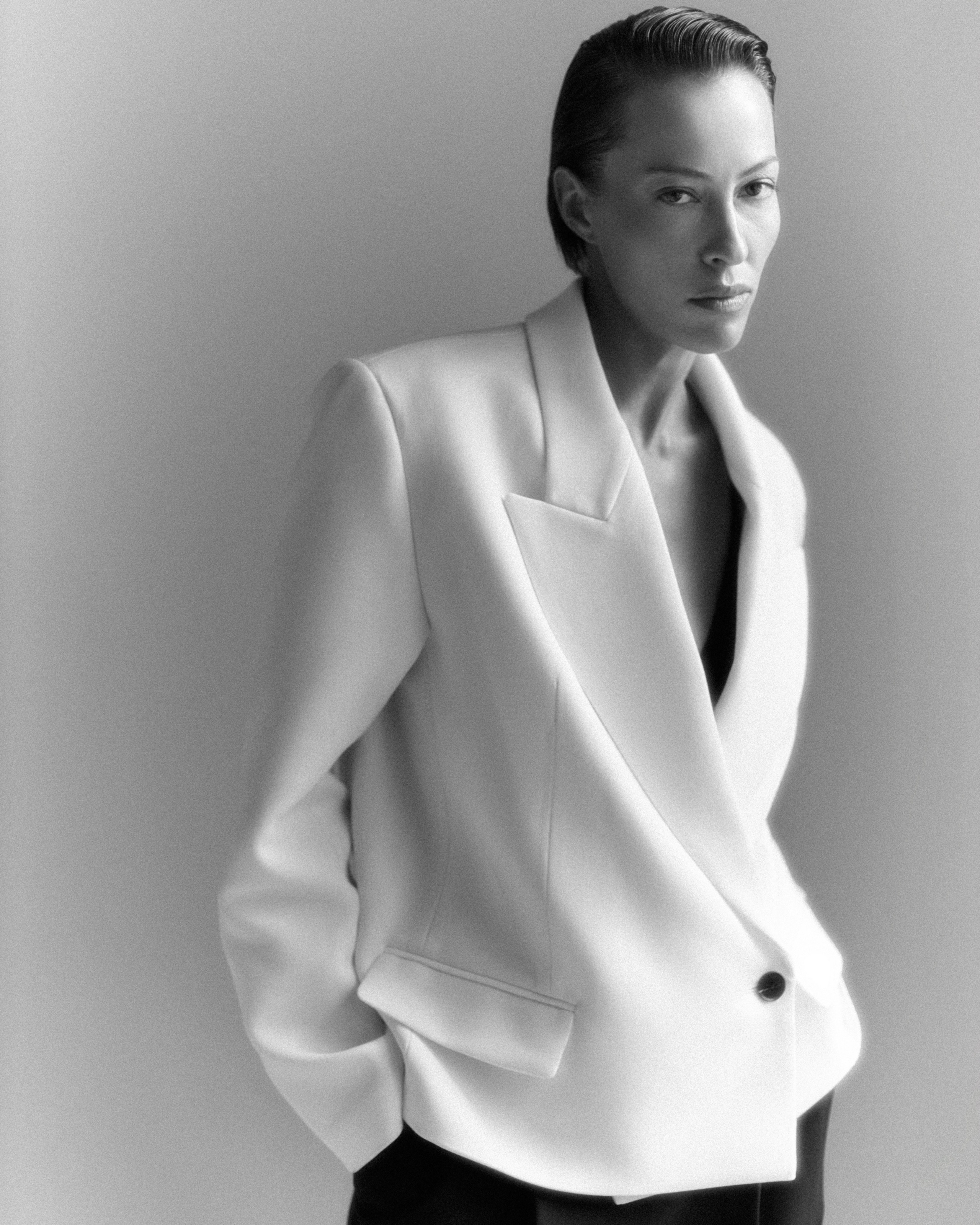 COMMERCIAL. Визажист-стилист по волосам | Москва