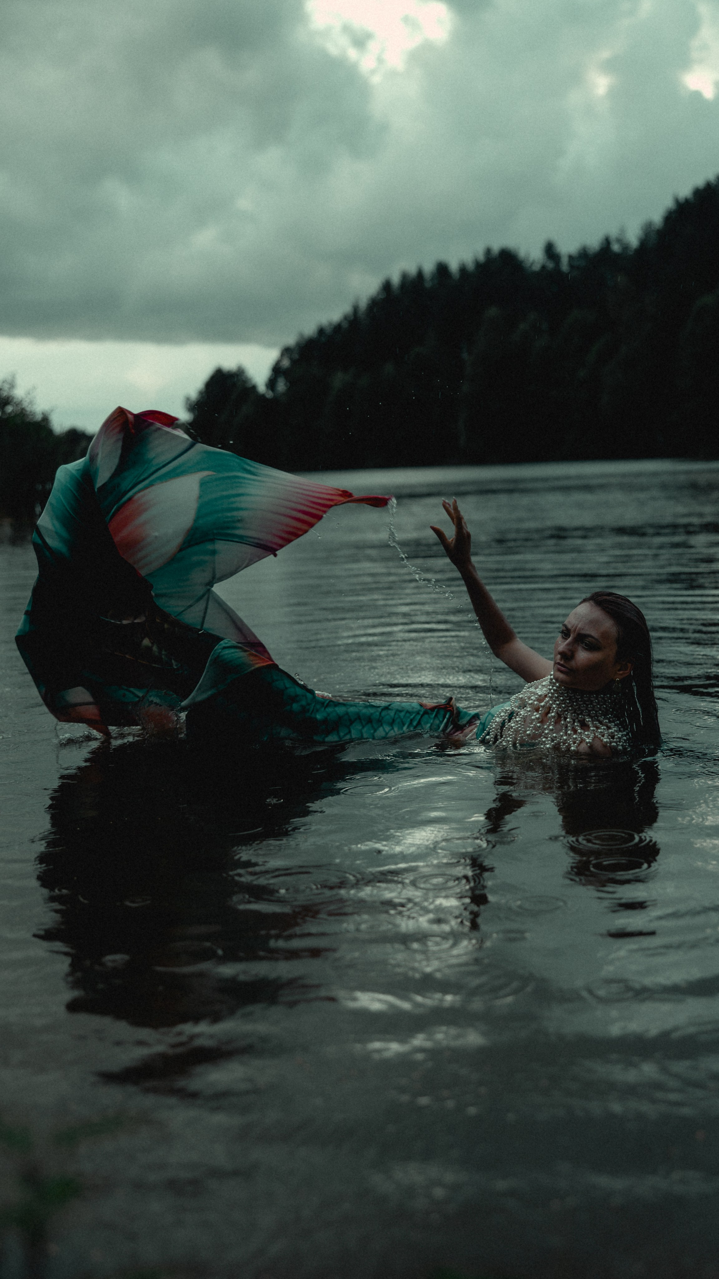 Русалочка в ожидании бури. Сказочный фотограф для Вас и Вашей семьи