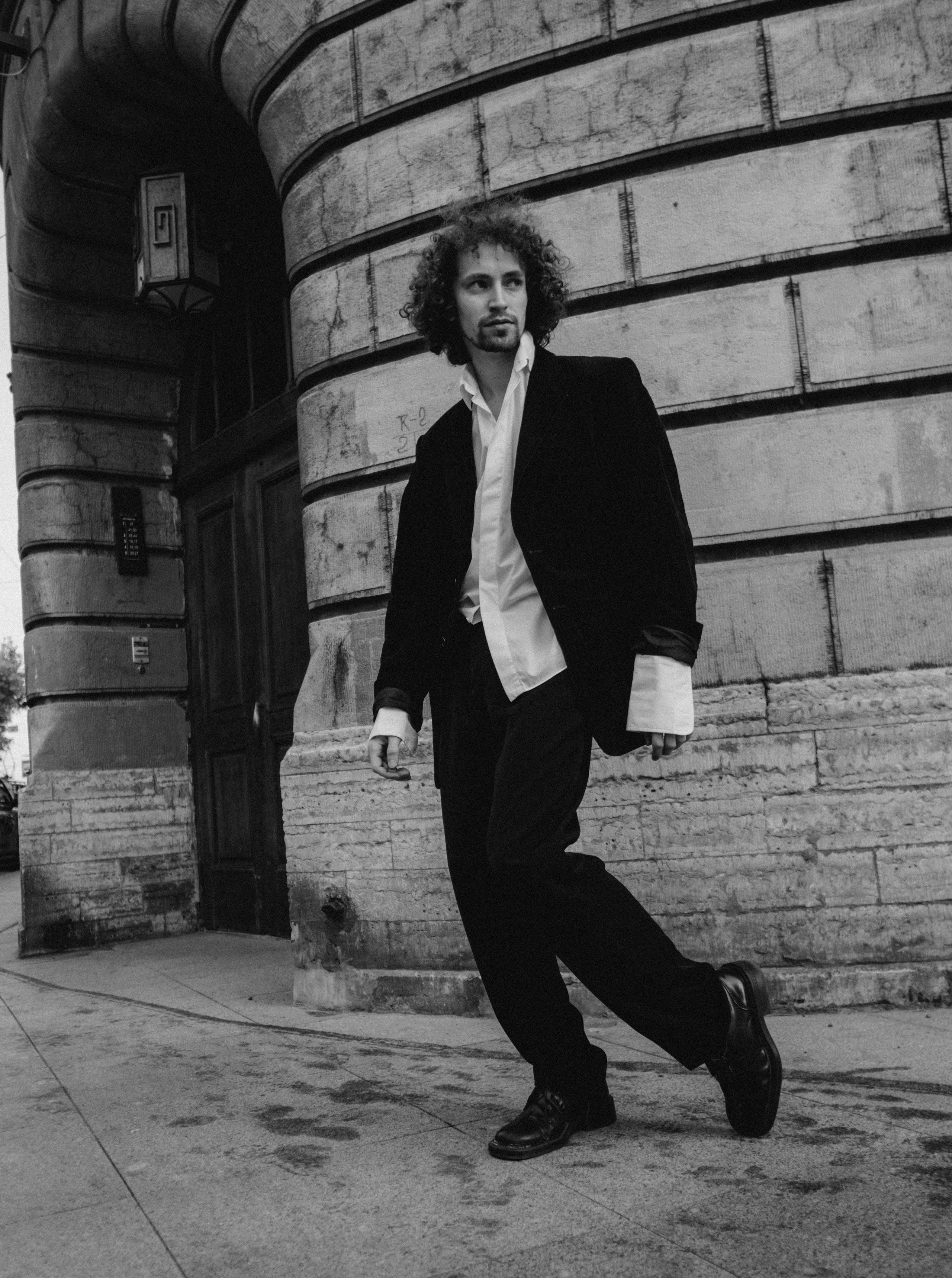 In the city of shadows. Фотограф и Стилист в Санкт-Петербурге Алеся Хомиченок и Игорь Гарин